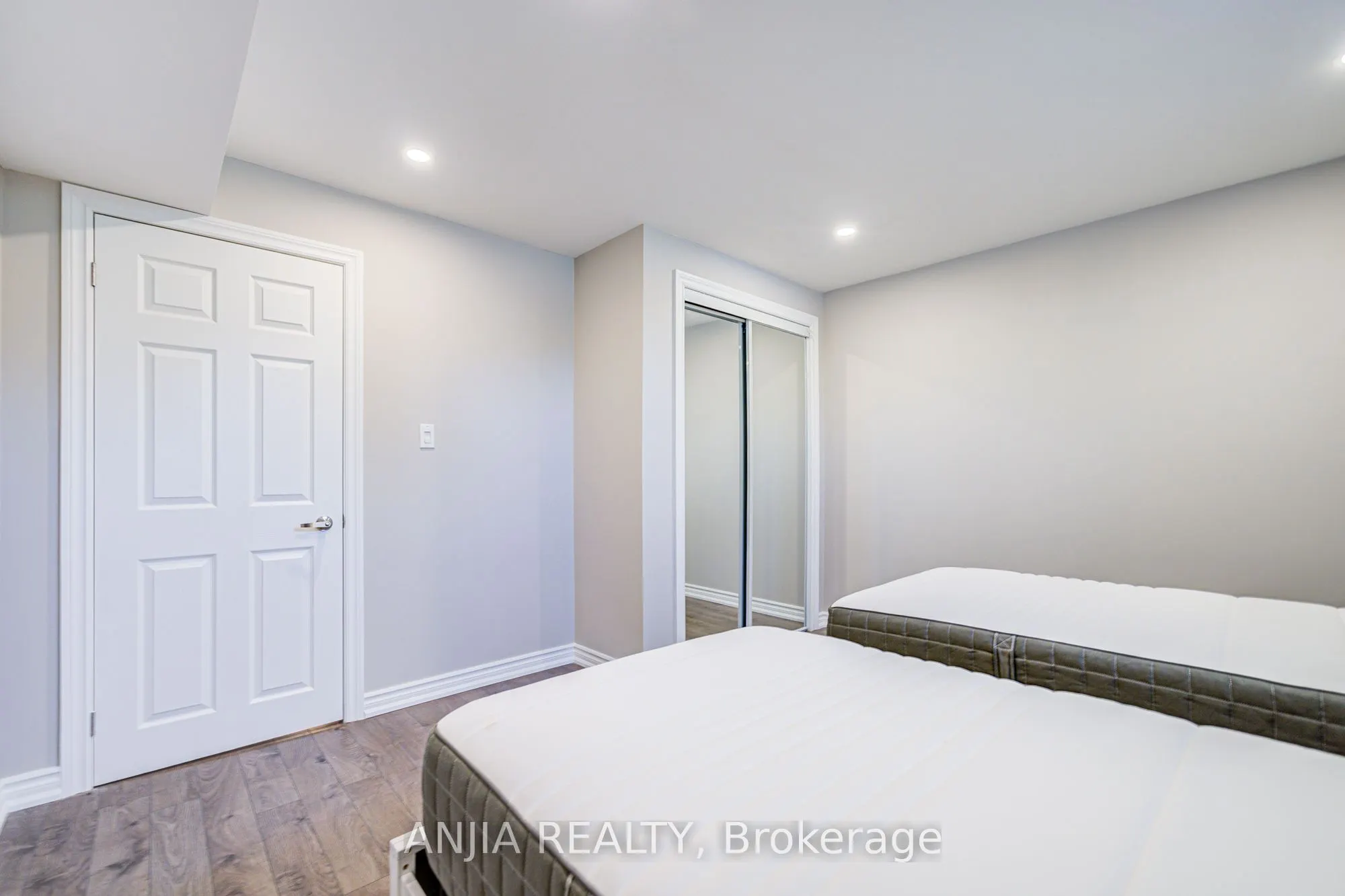 203 Richard Underhill Avenue
