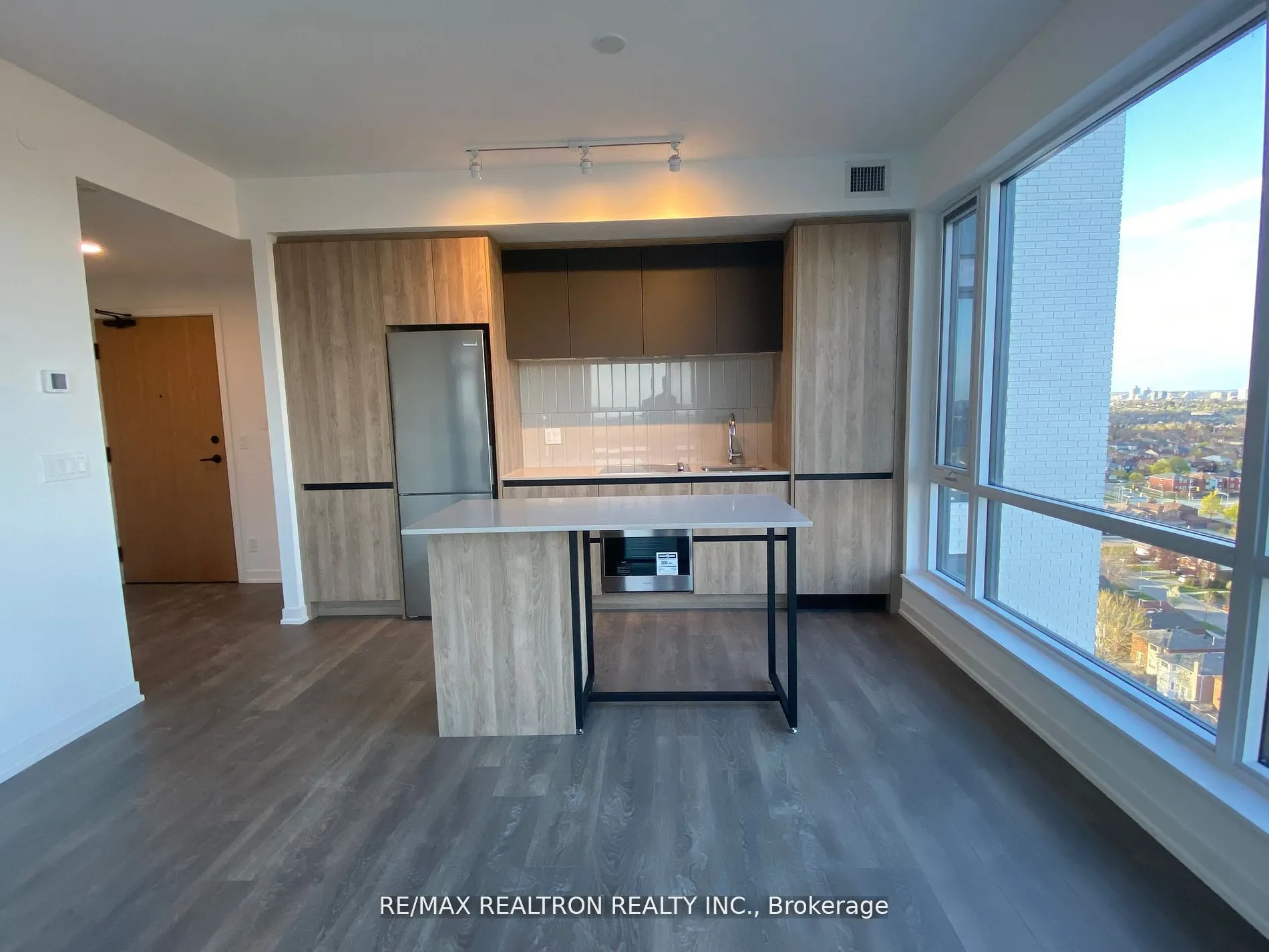 7950 Bathurst Street, #1516