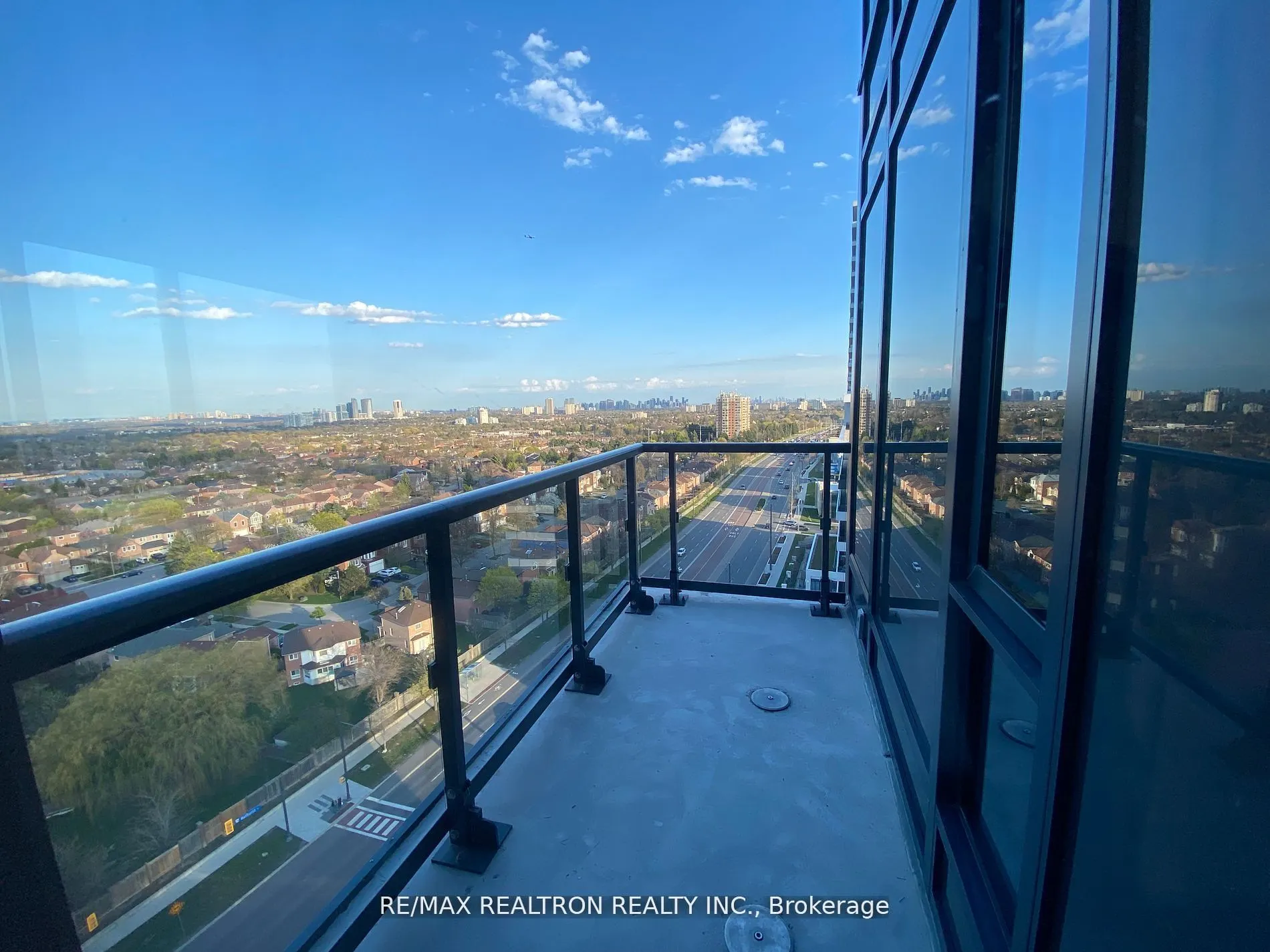 7950 Bathurst Street, #1516
