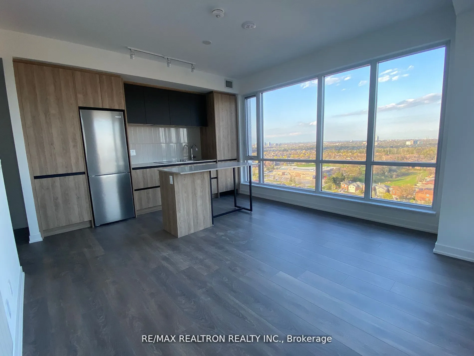 7950 Bathurst Street, #1516
