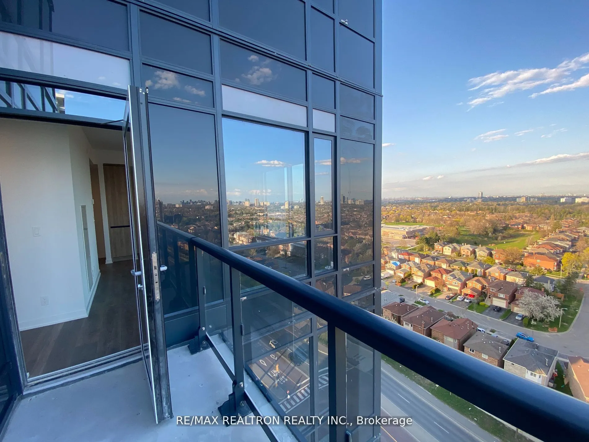 7950 Bathurst Street, #1516