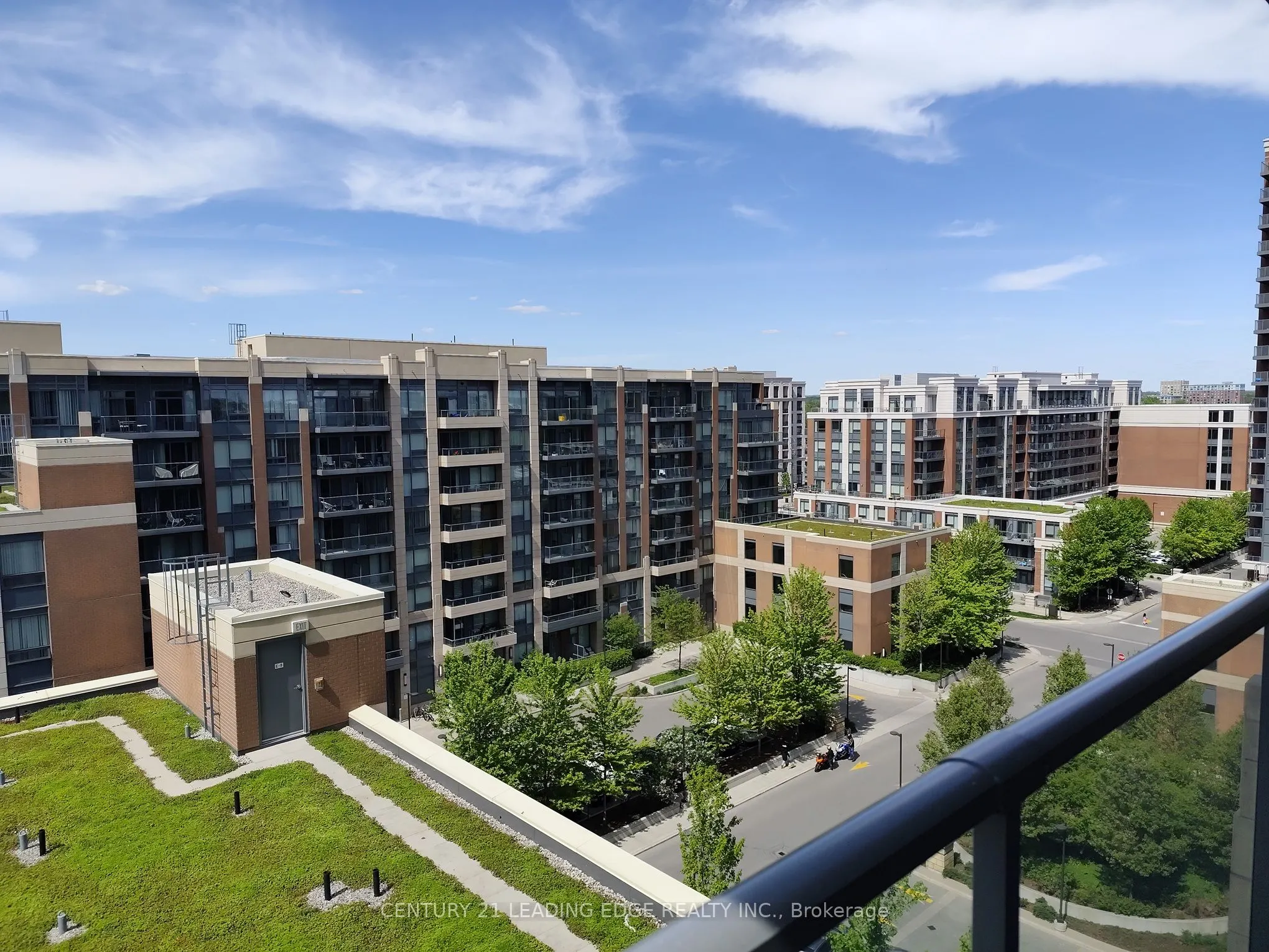 18 Uptown Drive, #1010
