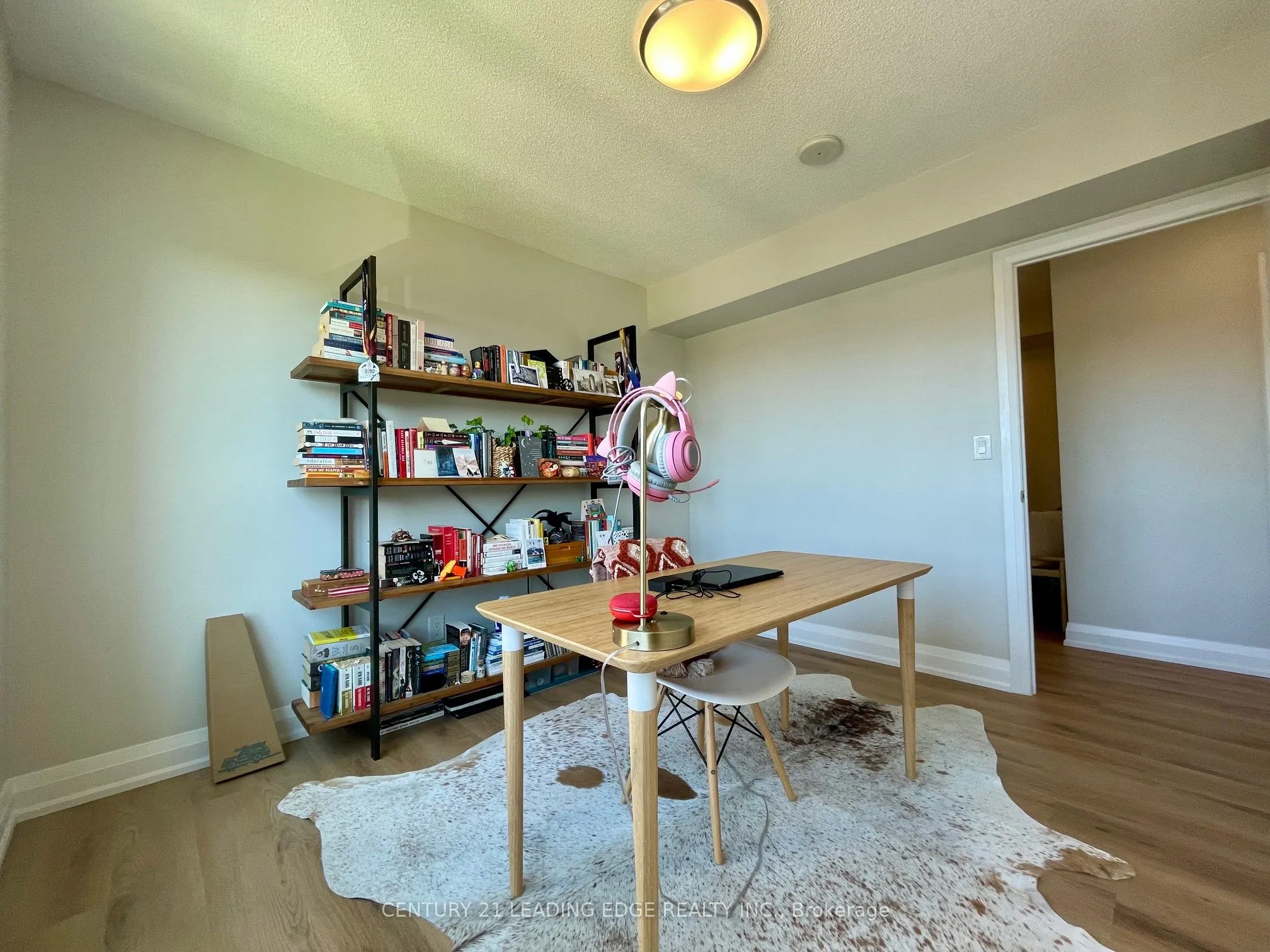18 Uptown Drive, #1010