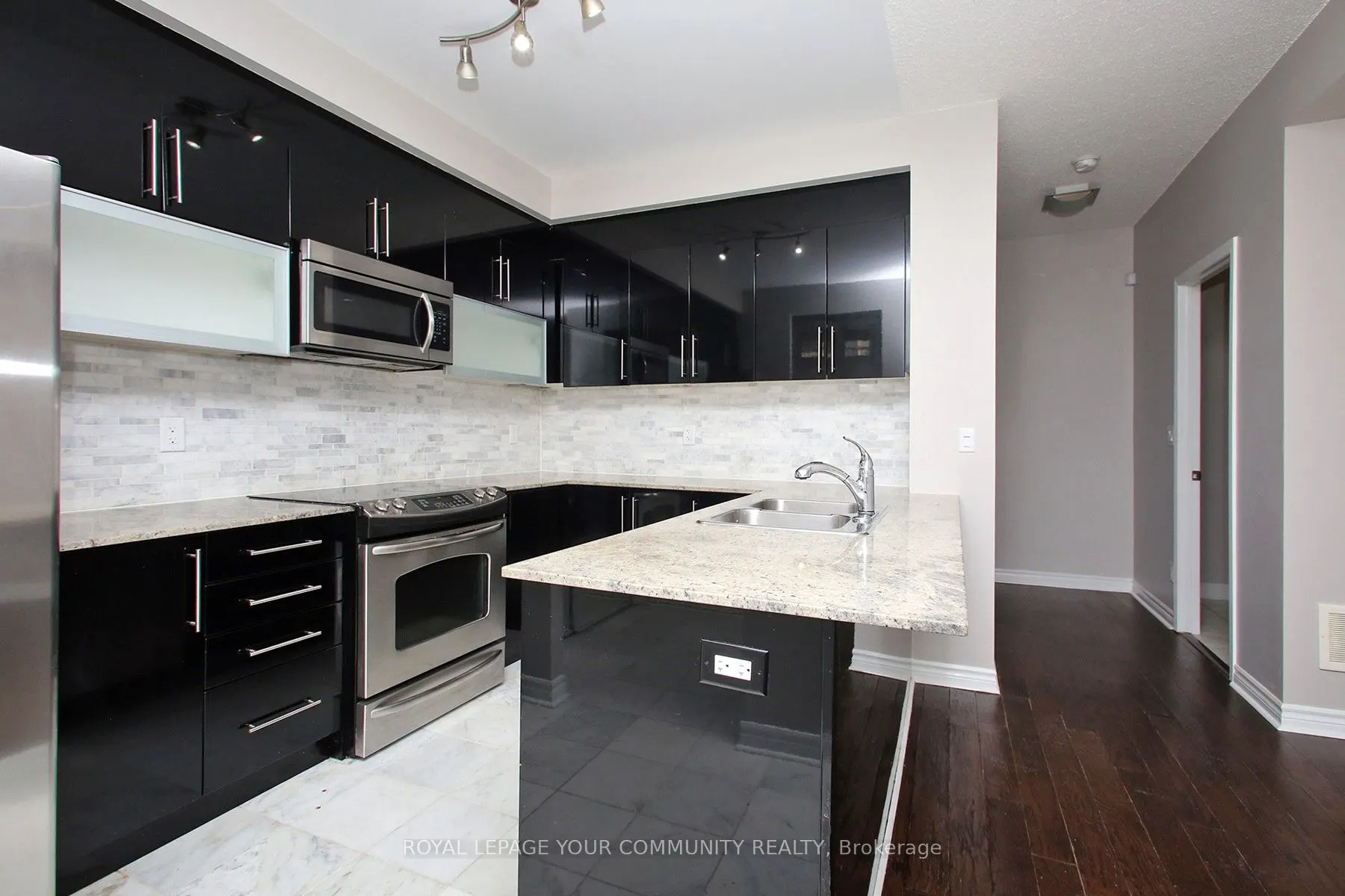 7 Brighton Place, #19