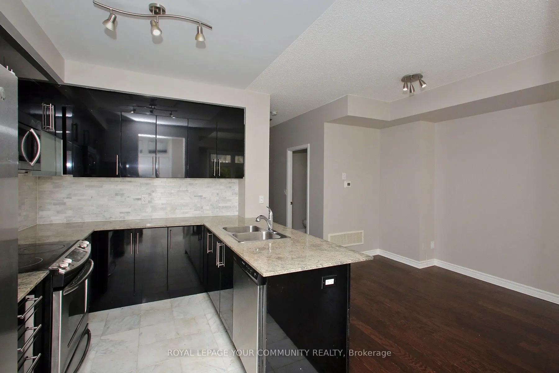 7 Brighton Place, #19