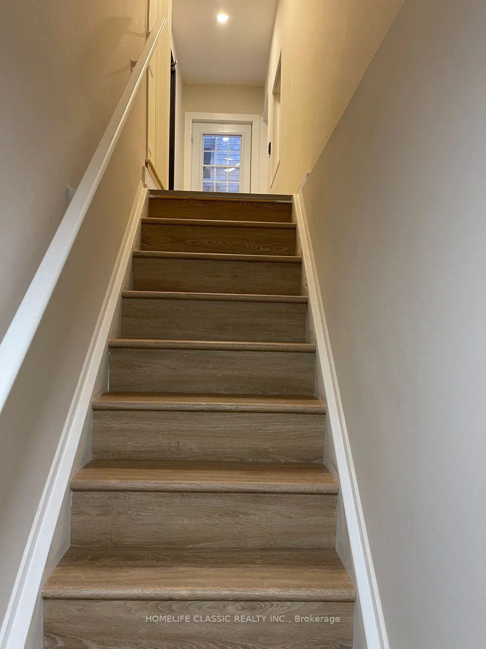 32 Gwillimbury Drive W, #Unit B