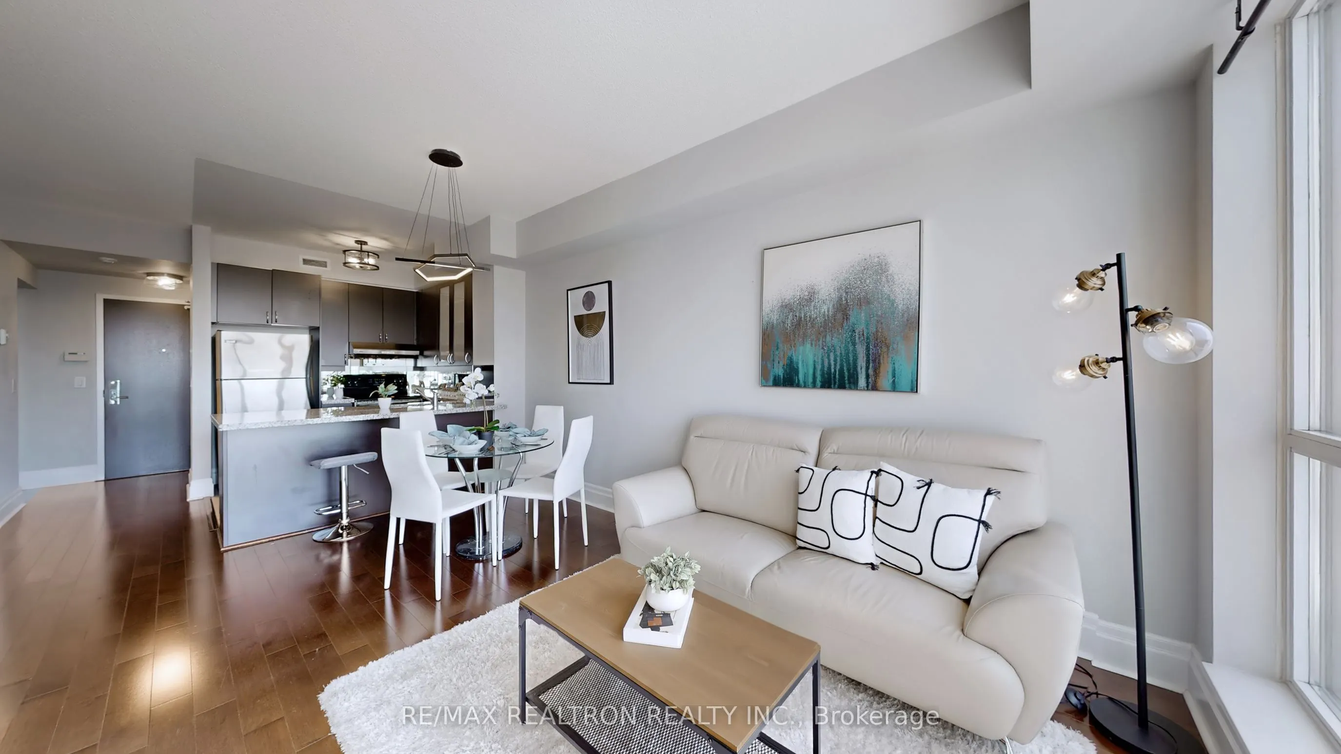 39 Upper Duke Crescent, #413