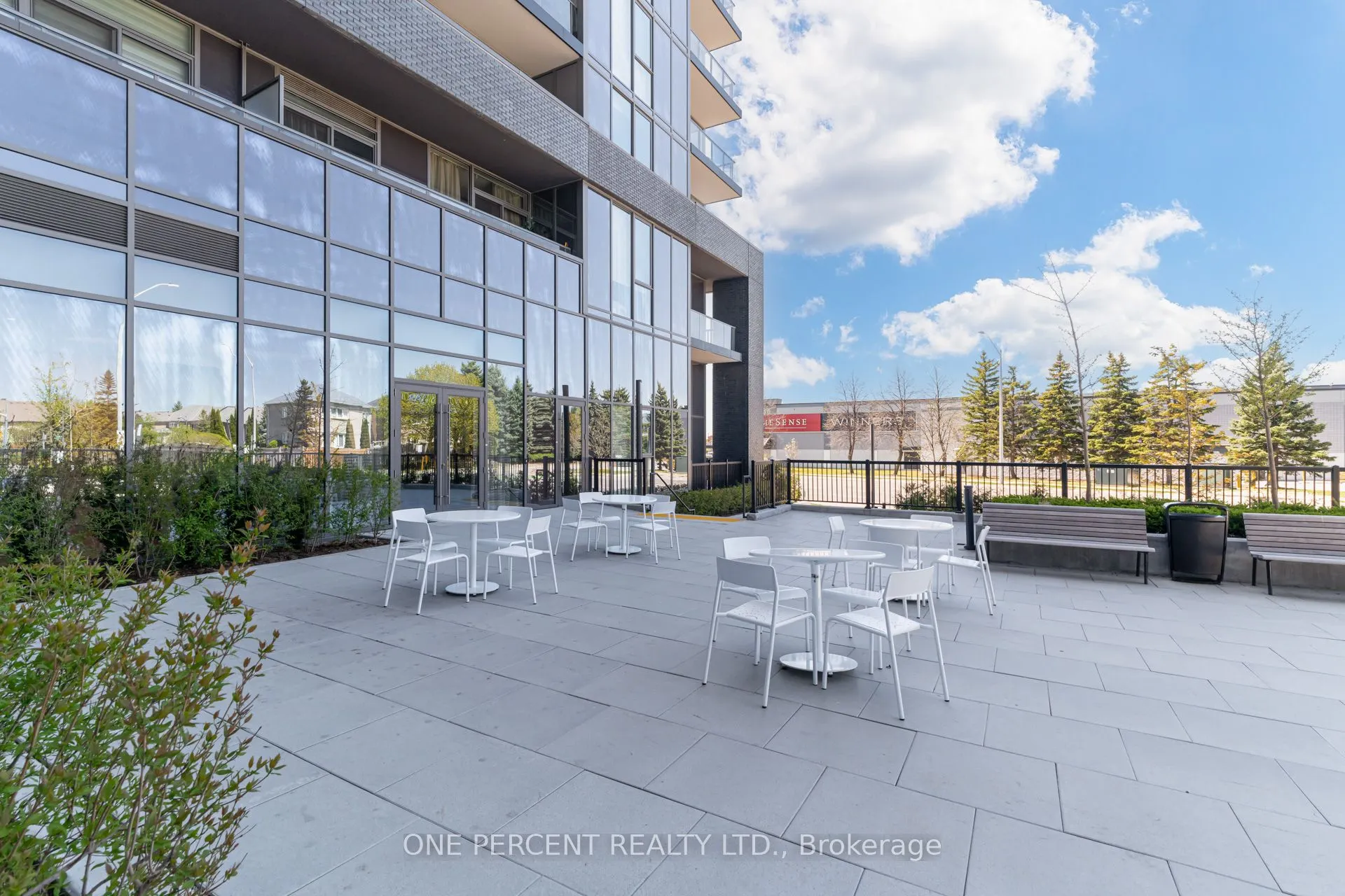 10 Gatineau Drive, #615