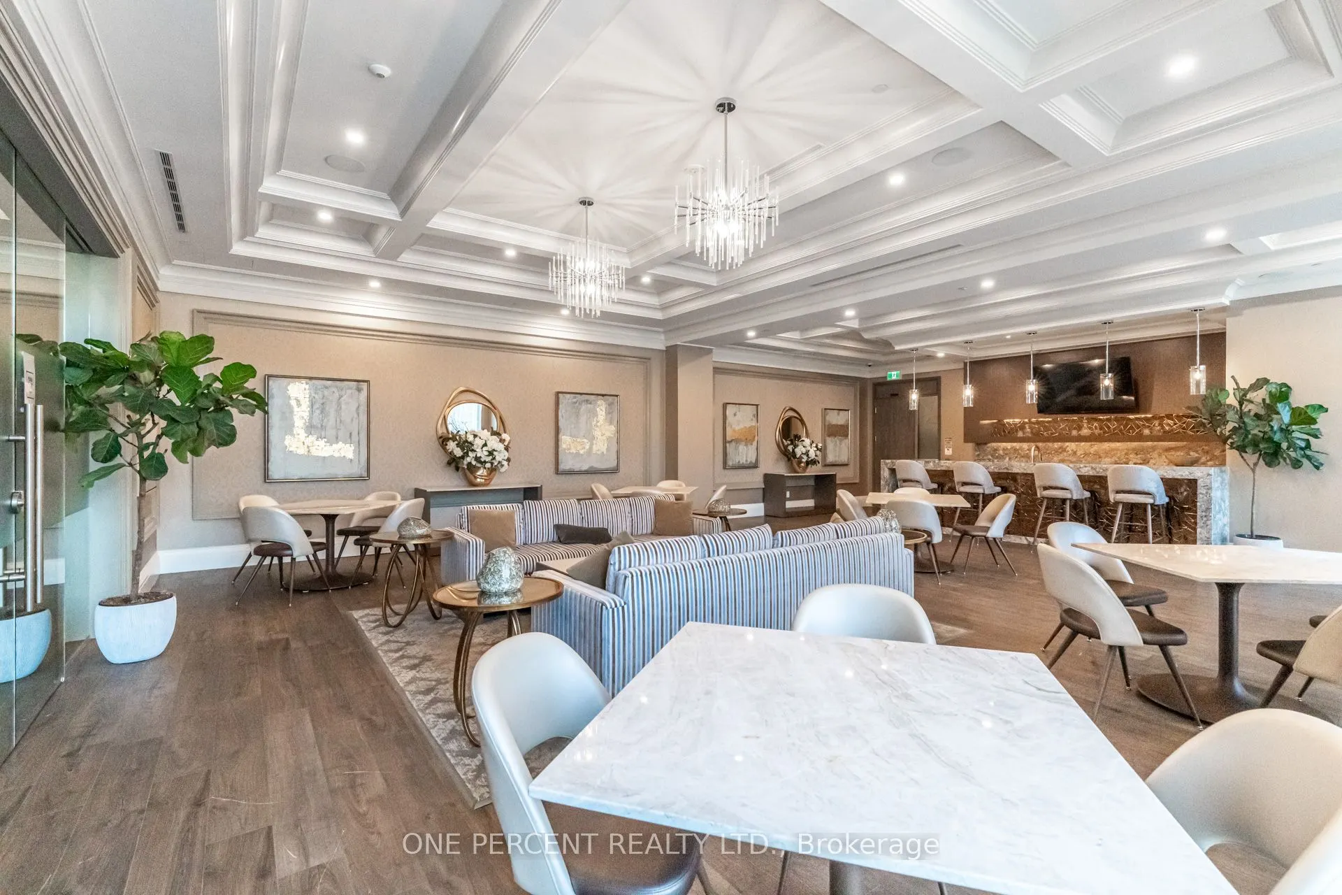 10 Gatineau Drive, #615
