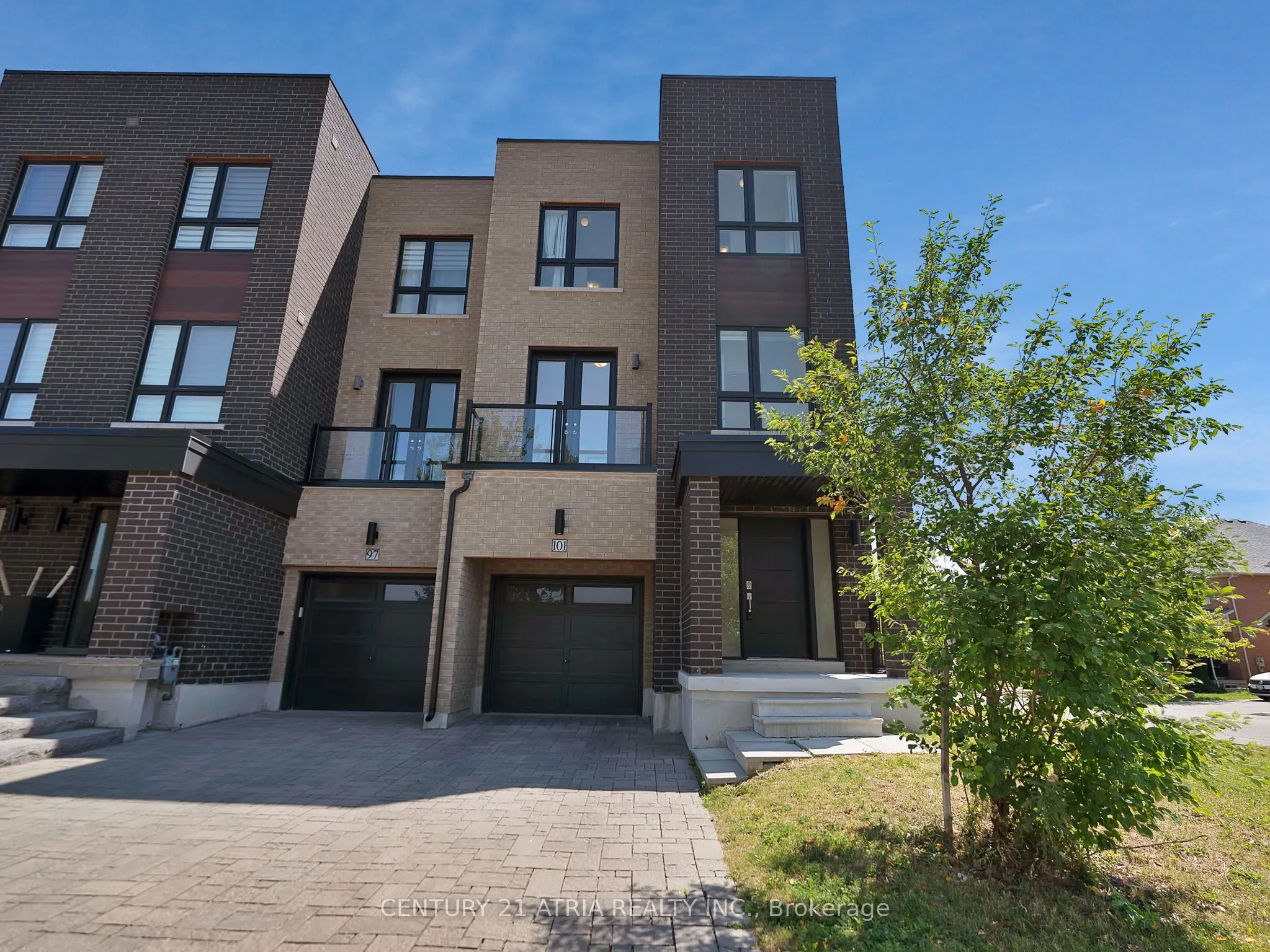 101 Gridiron Gate