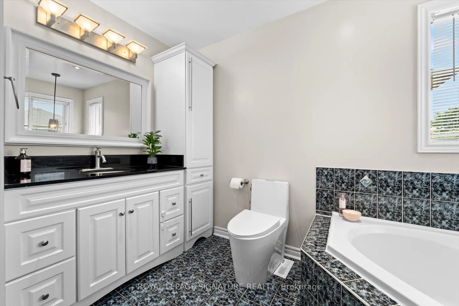 70 Silverdart Crescent