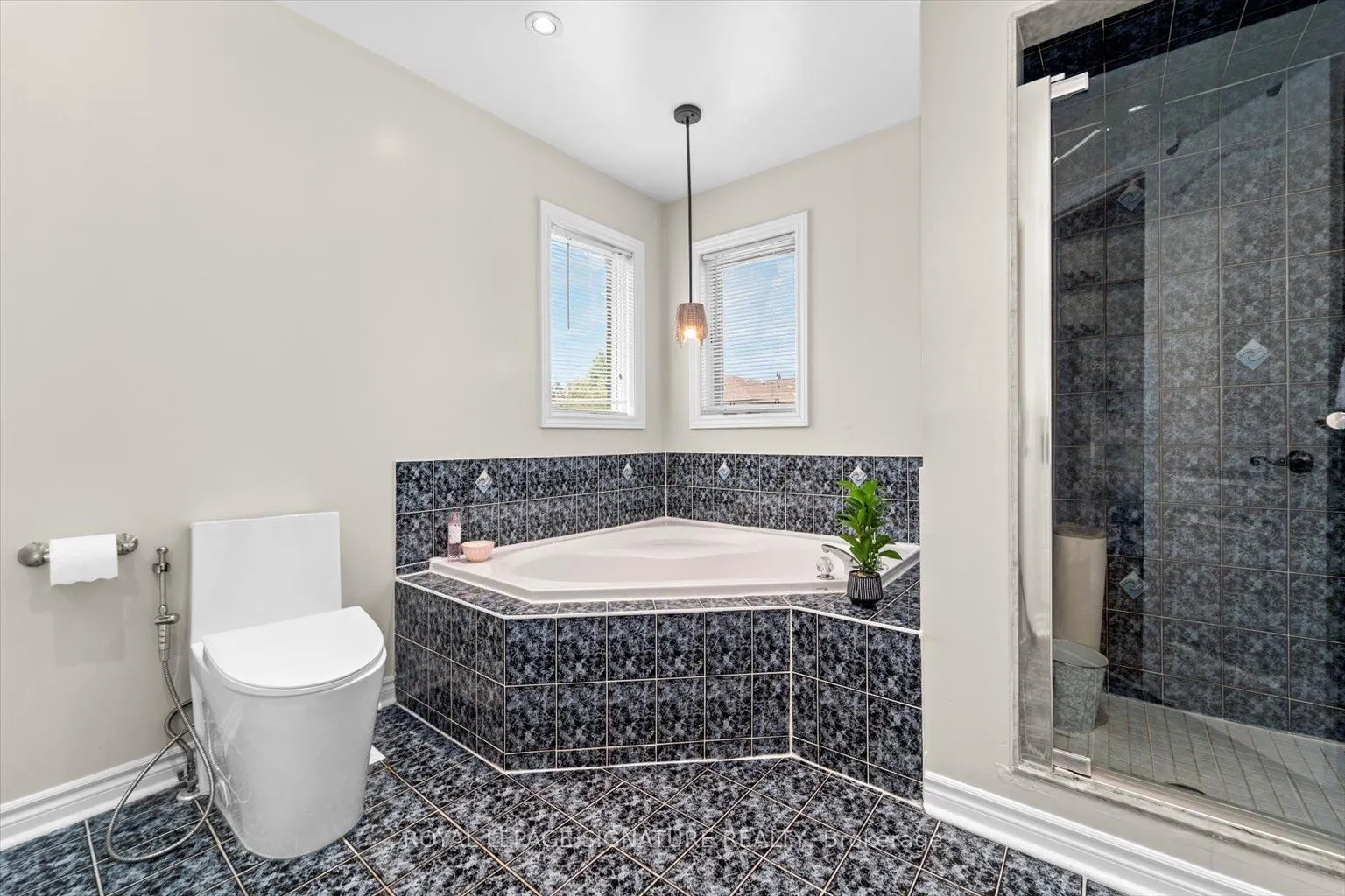 70 Silverdart Crescent