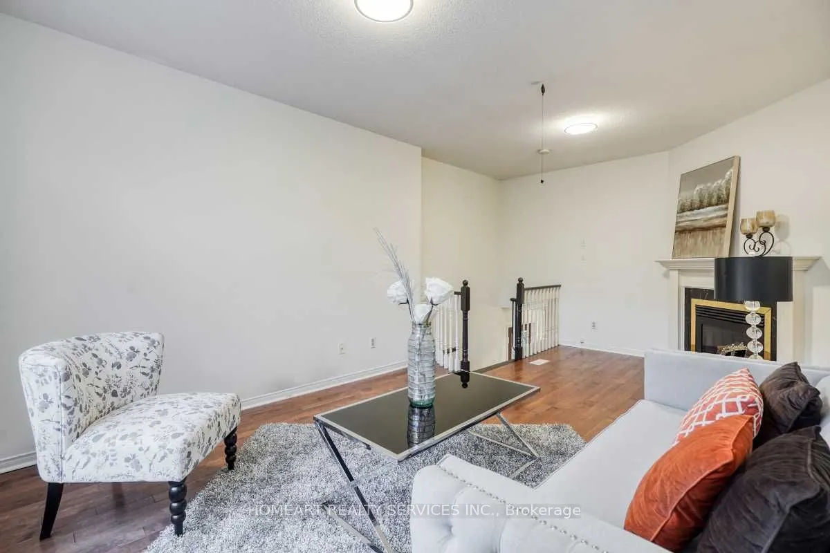 47 Breezeway Crescent