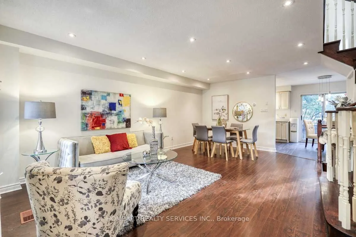 47 Breezeway Crescent