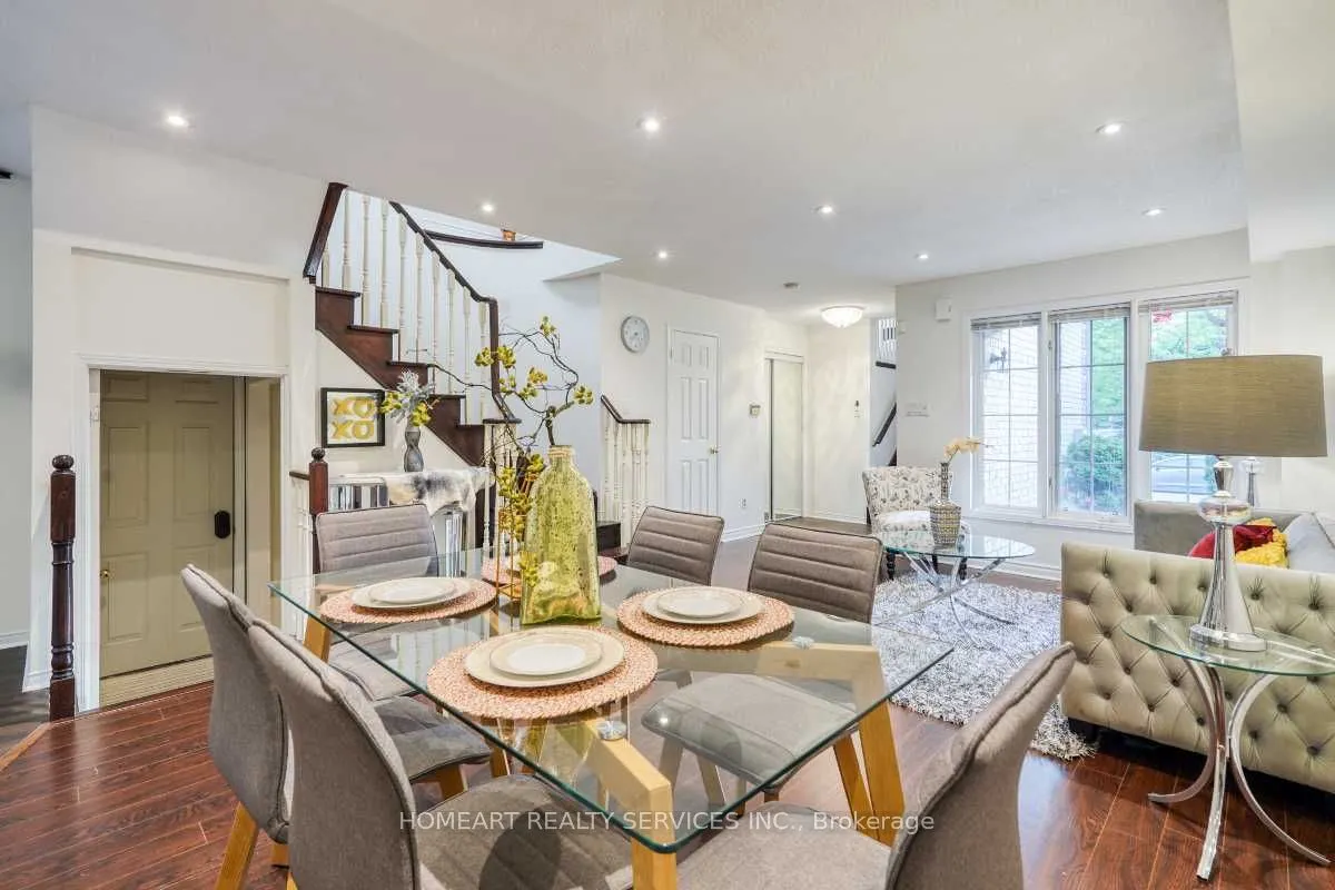47 Breezeway Crescent
