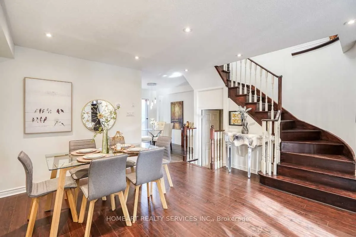 47 Breezeway Crescent