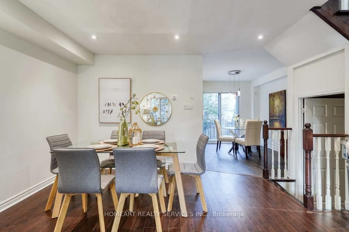 47 Breezeway Crescent