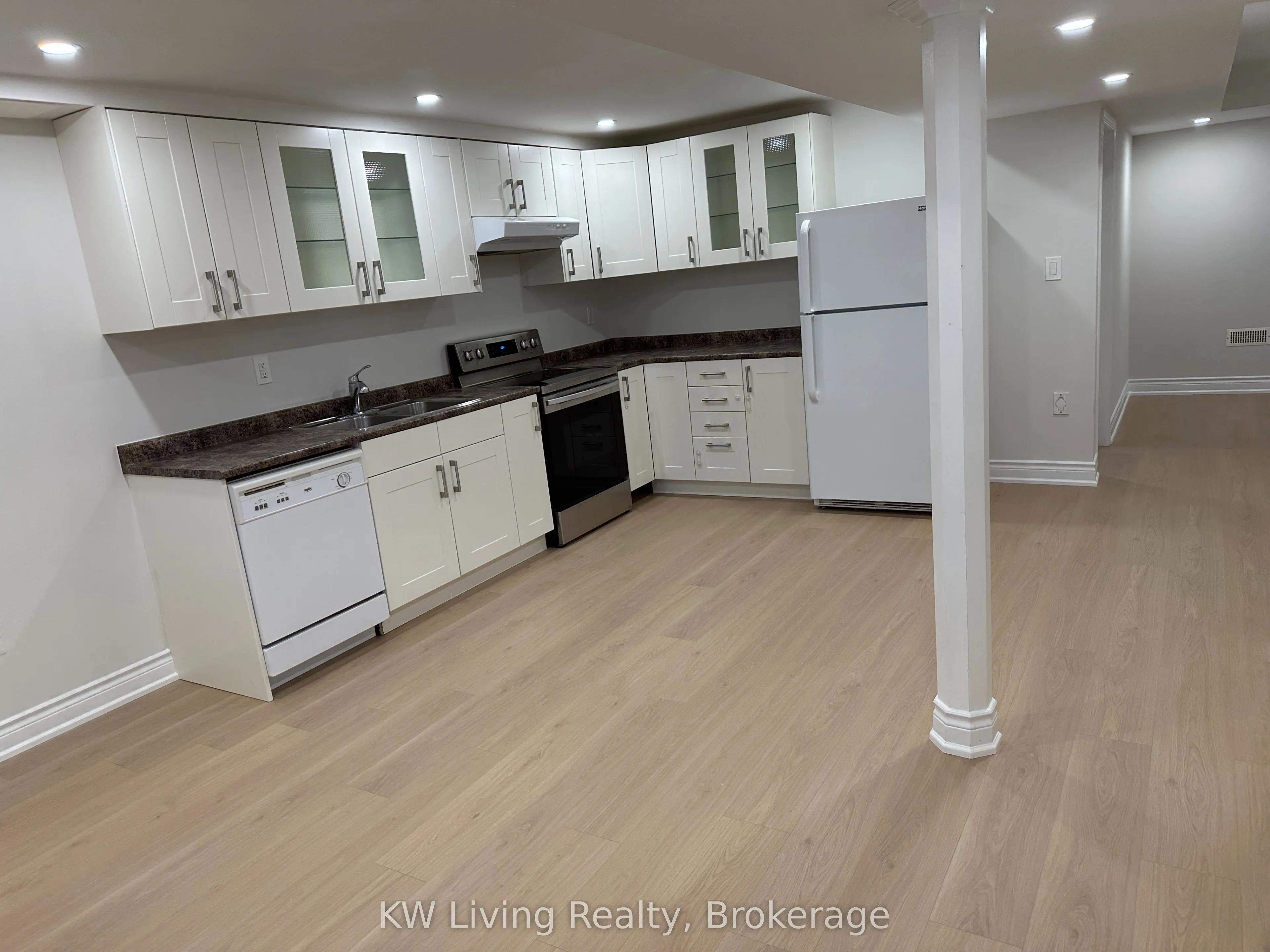43 Bayswater Avenue