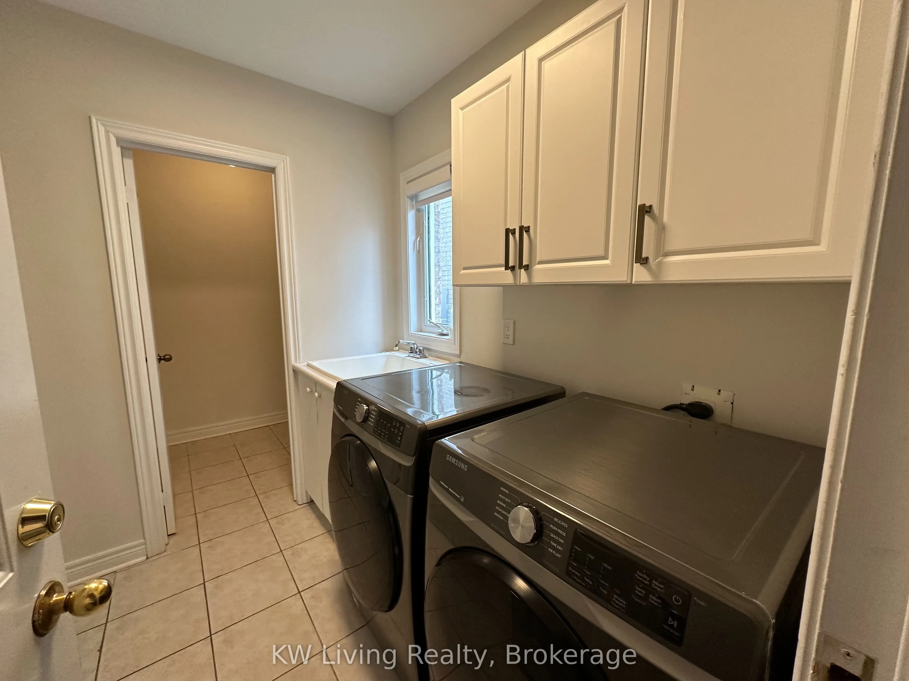 43 Bayswater Avenue