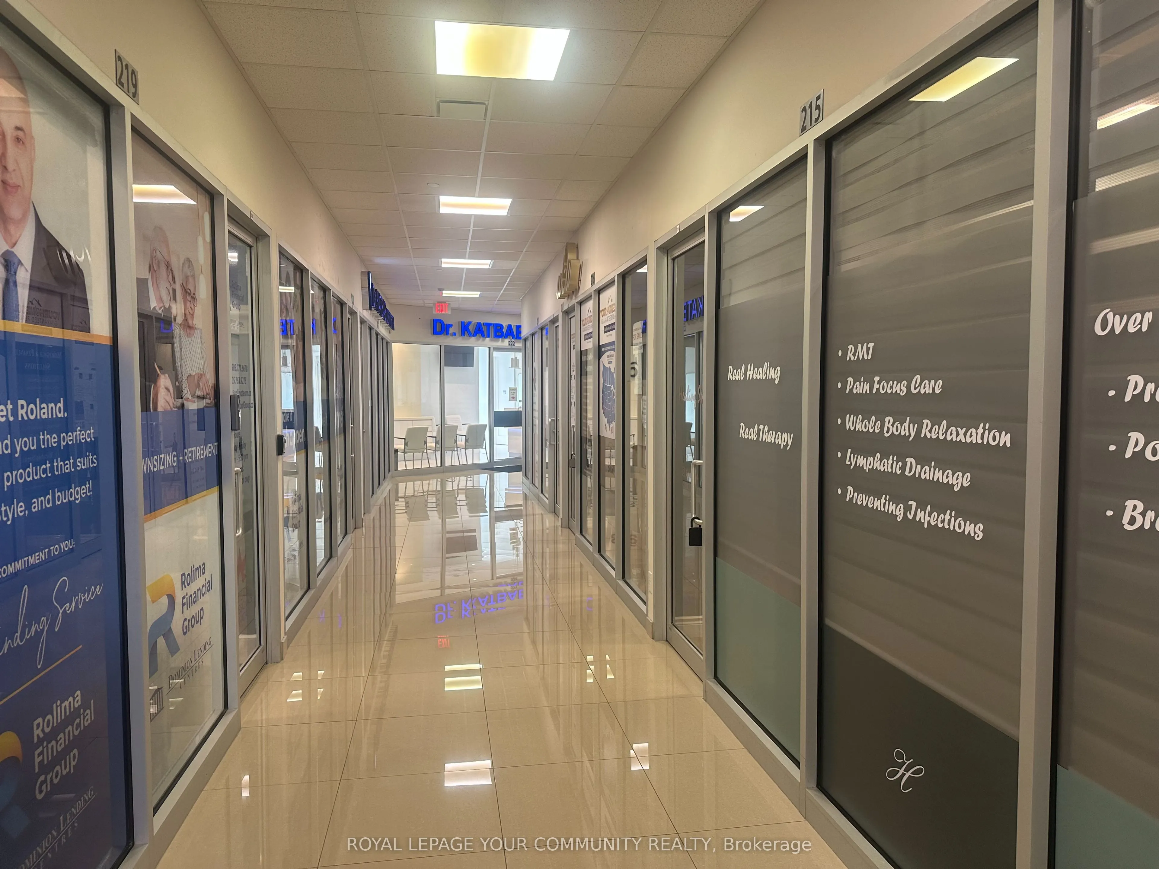 7163 Yonge Street, #214