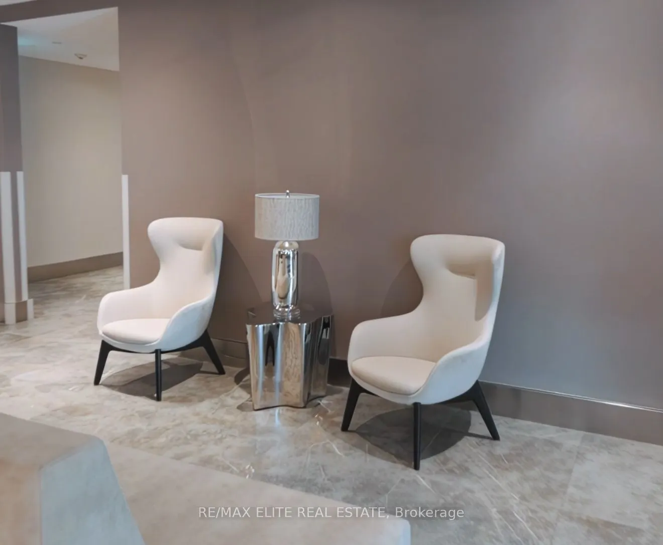 398 Highway 7 E, #305