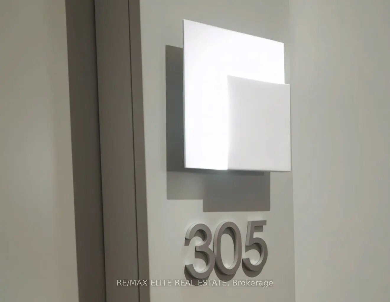 398 Highway 7 E, #305