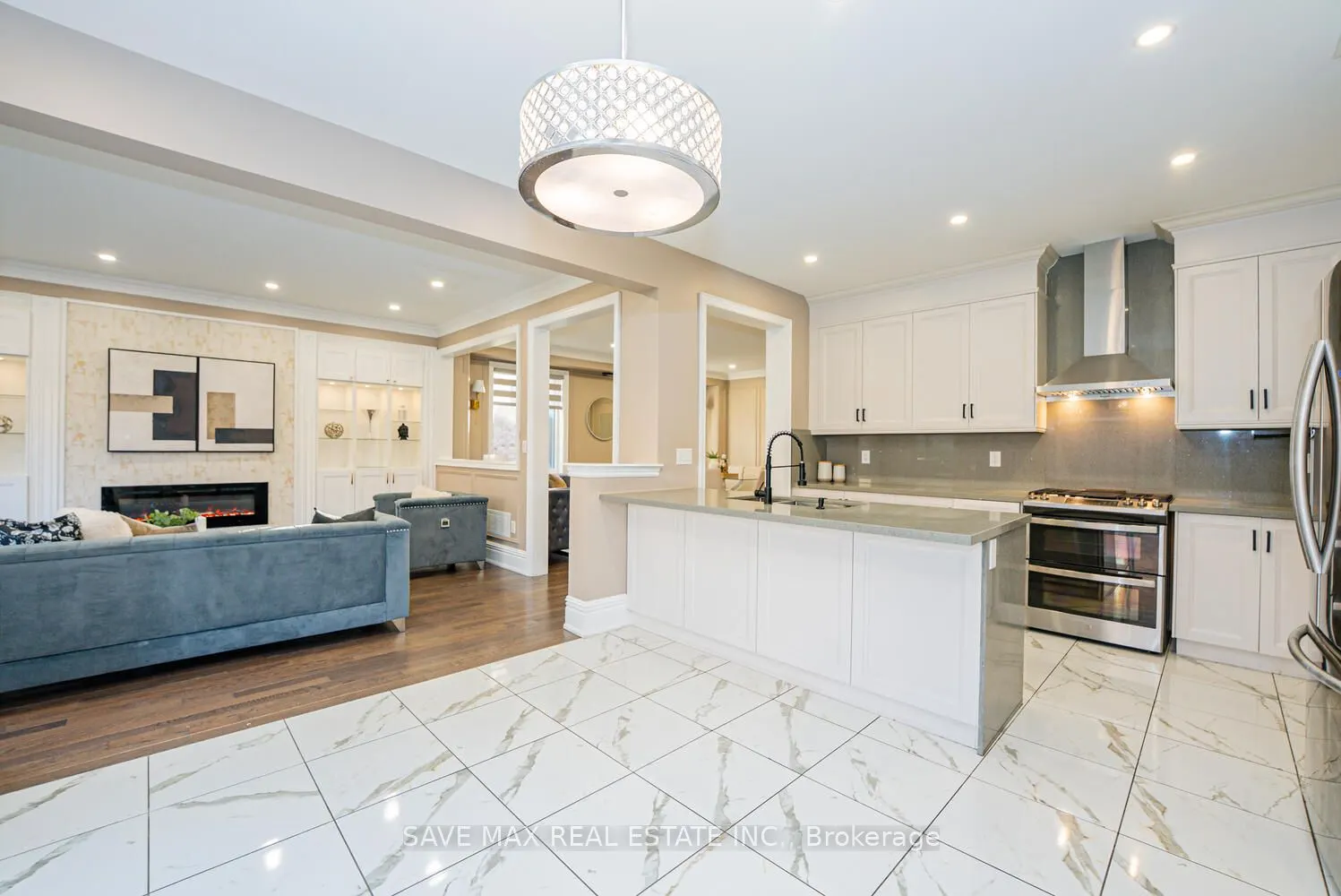 106 Mcdonnell Crescent