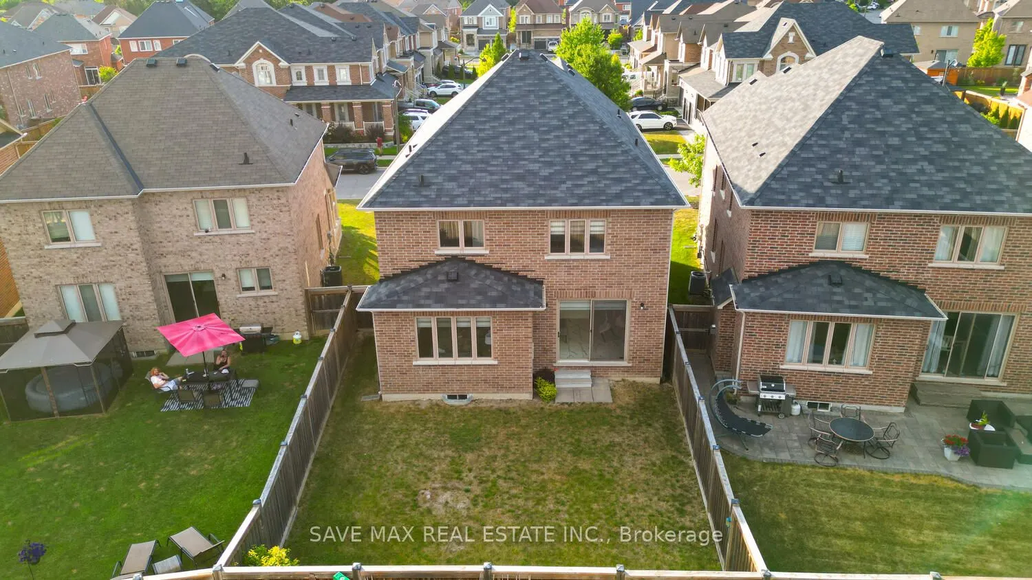 106 Mcdonnell Crescent