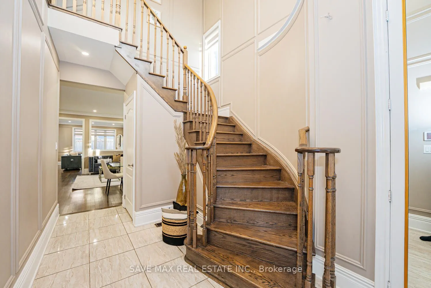 106 Mcdonnell Crescent
