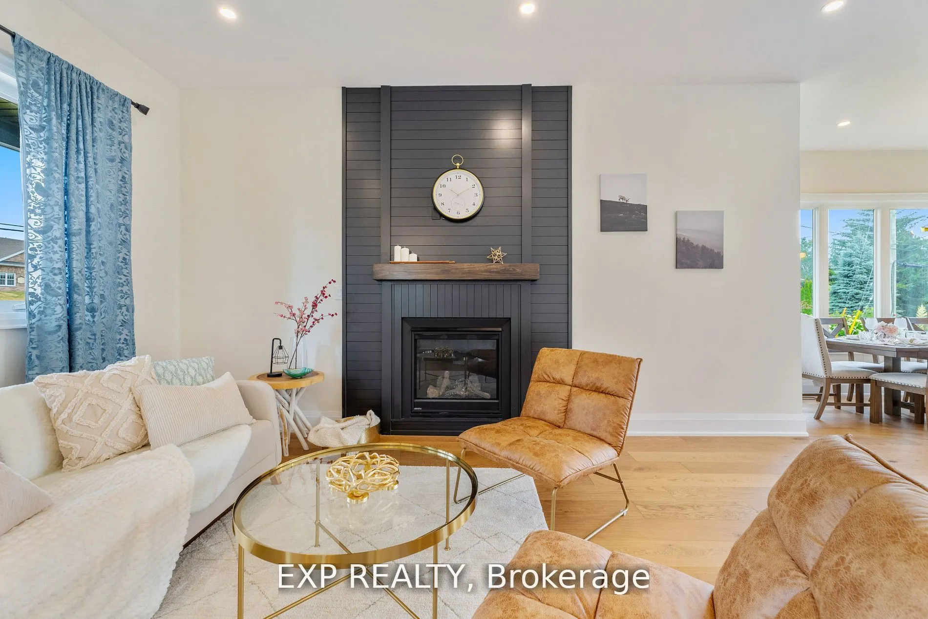 271 Main Street N