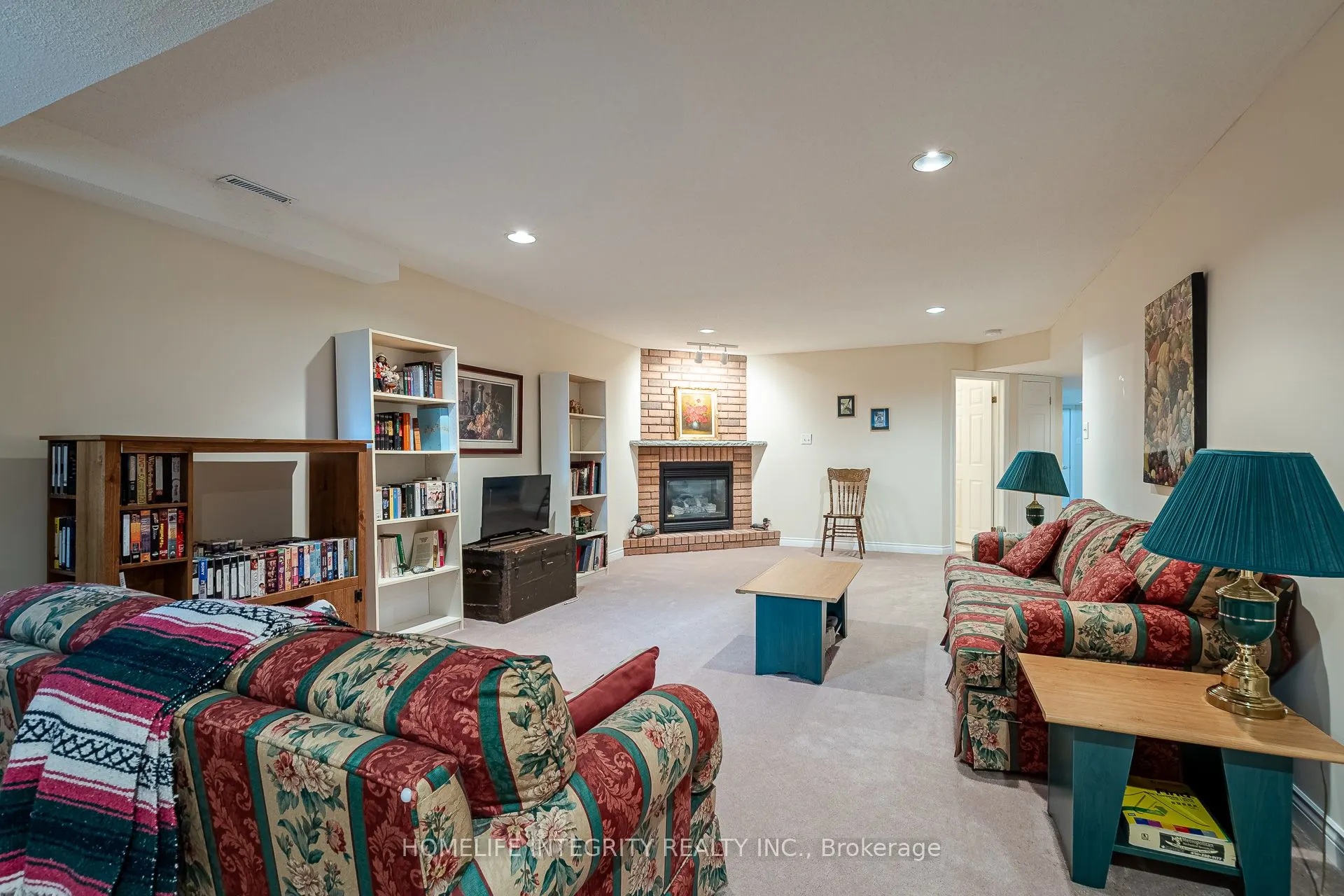 6 La Costa Court, #23