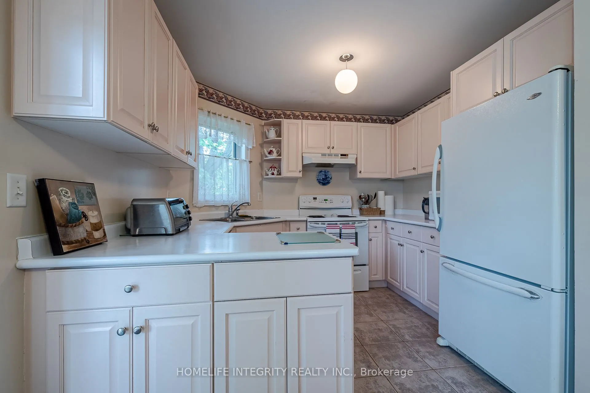 6 La Costa Court, #23