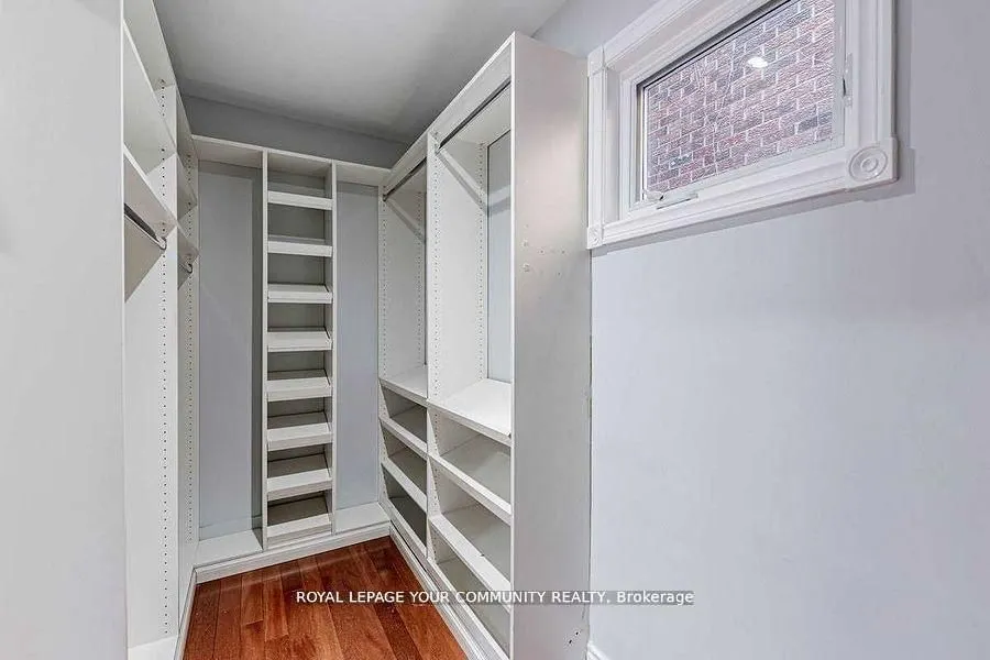 26 Millcroft Way