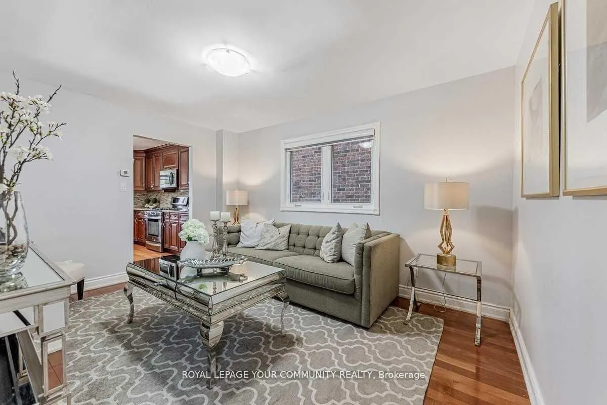 26 Millcroft Way