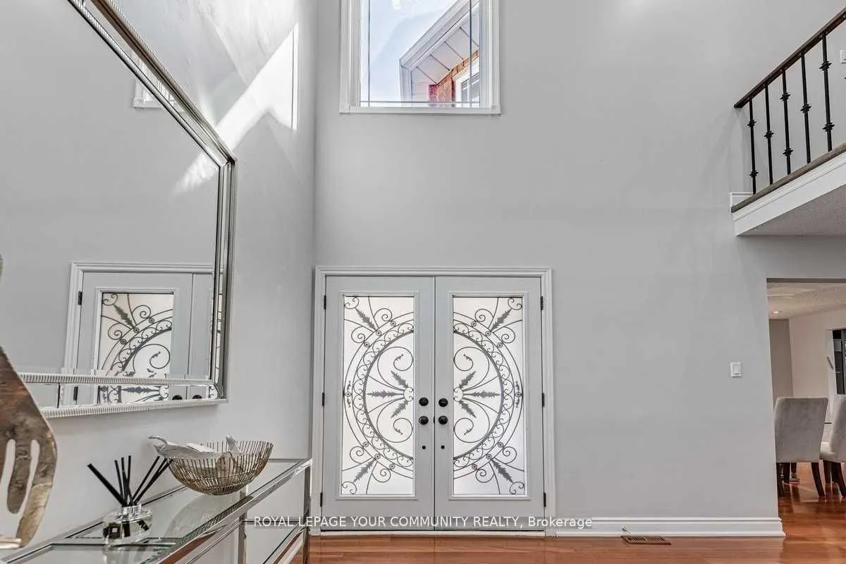 26 Millcroft Way