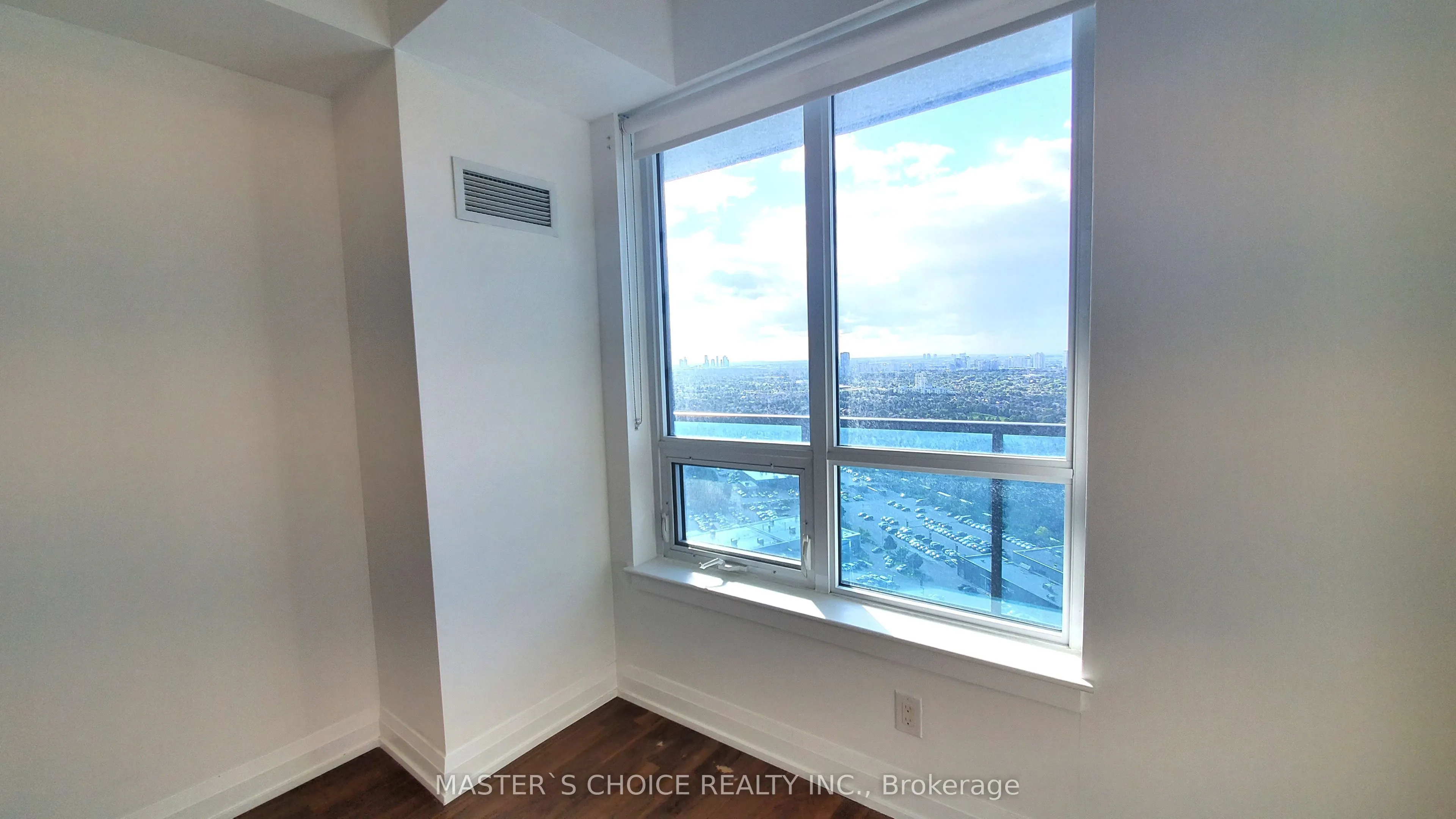 7161 Yonge Street, #2622