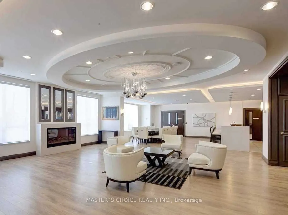 7161 Yonge Street, #2622