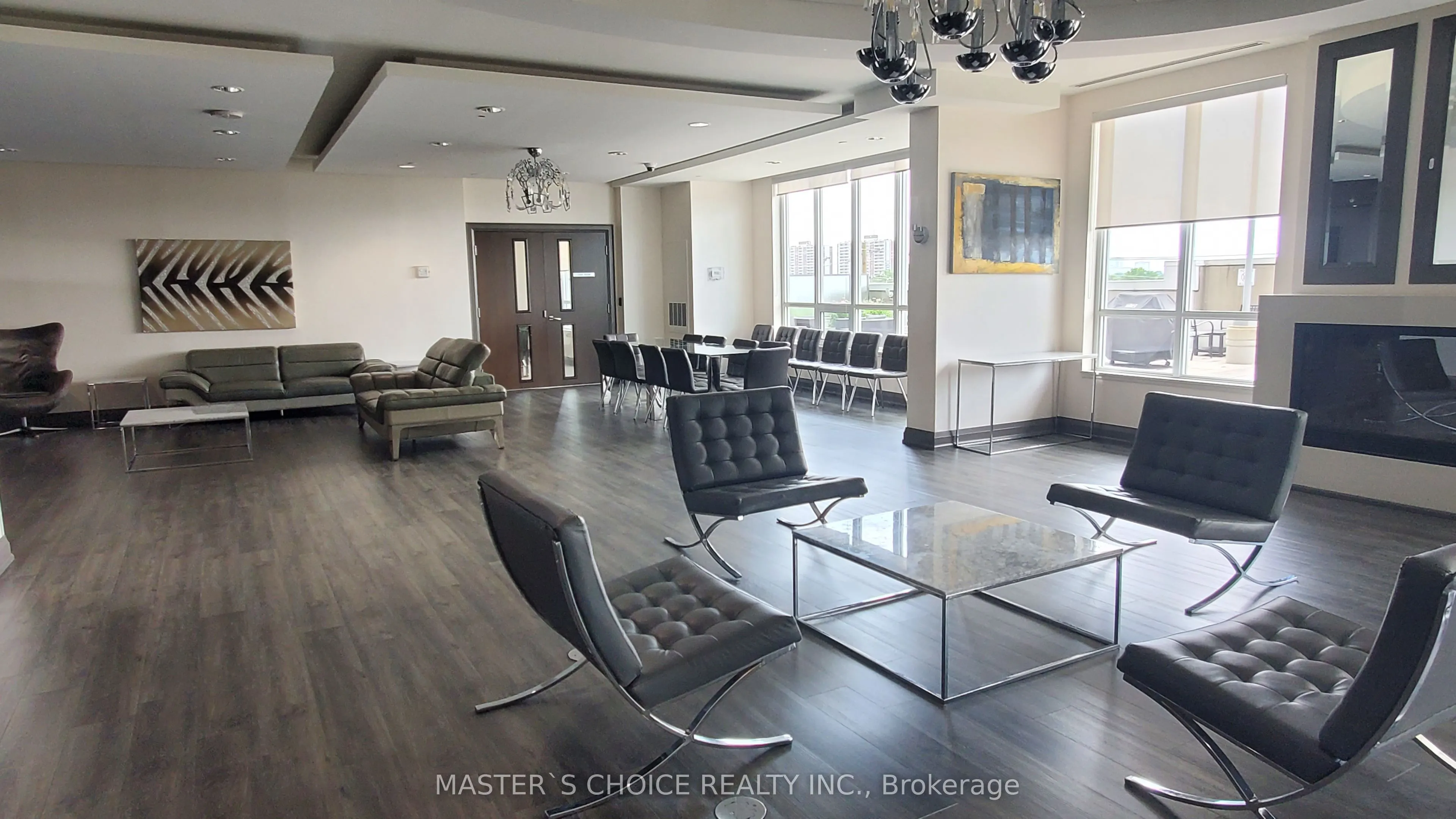 7161 Yonge Street, #2622