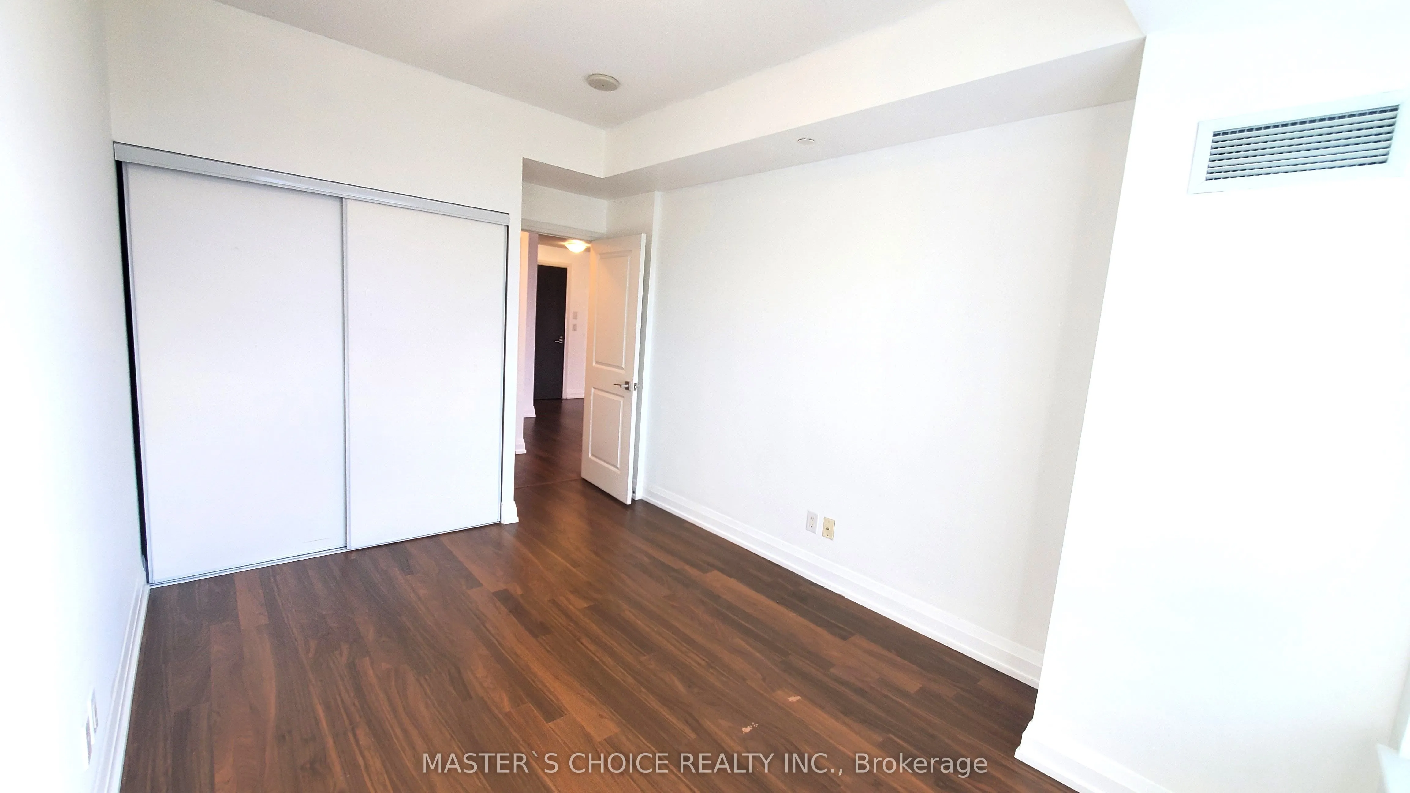 7161 Yonge Street, #2622