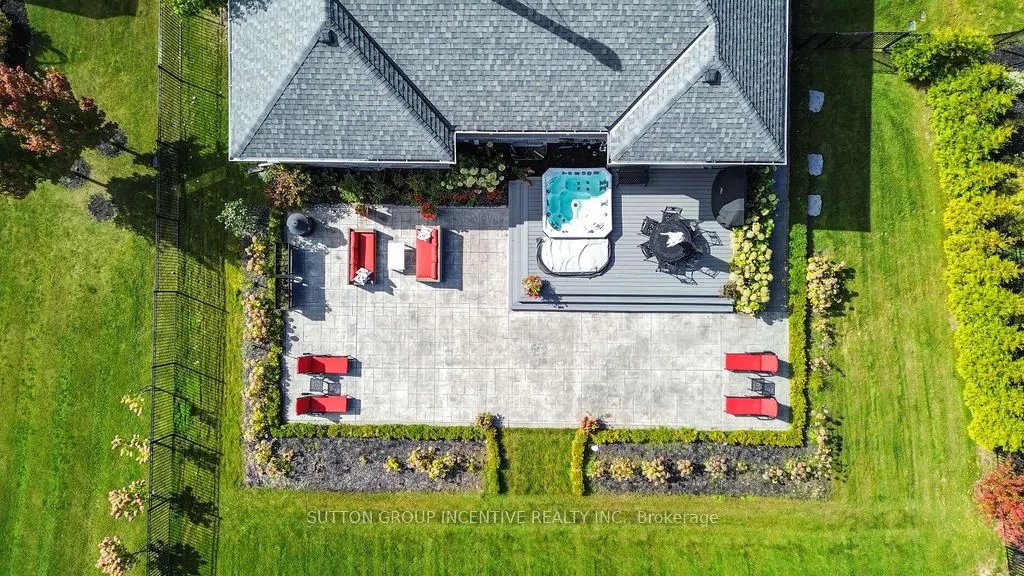 327 Sunnybrae Avenue