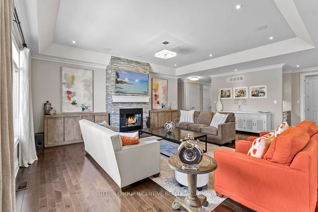 327 Sunnybrae Avenue