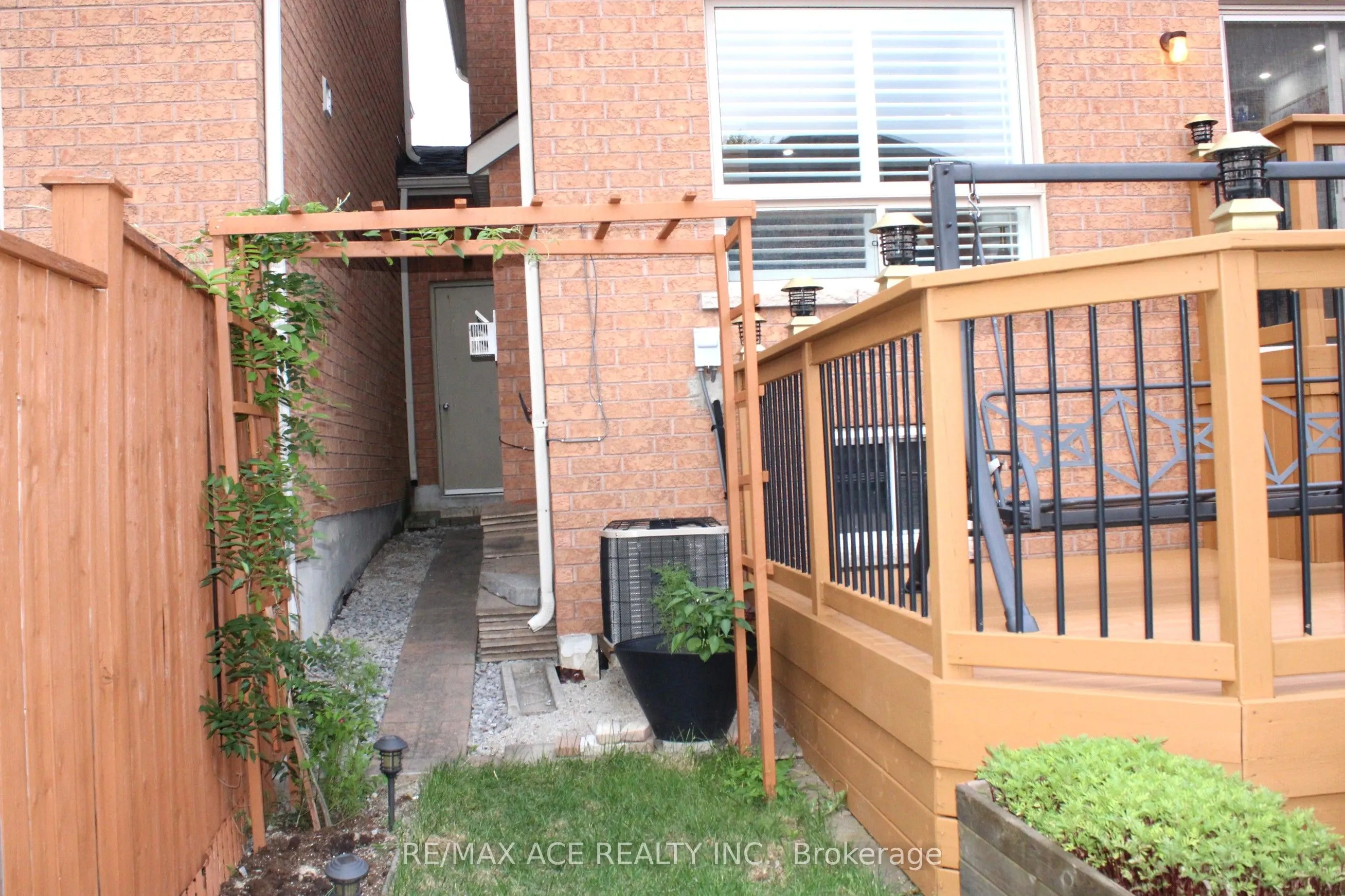 59 Cozens Drive