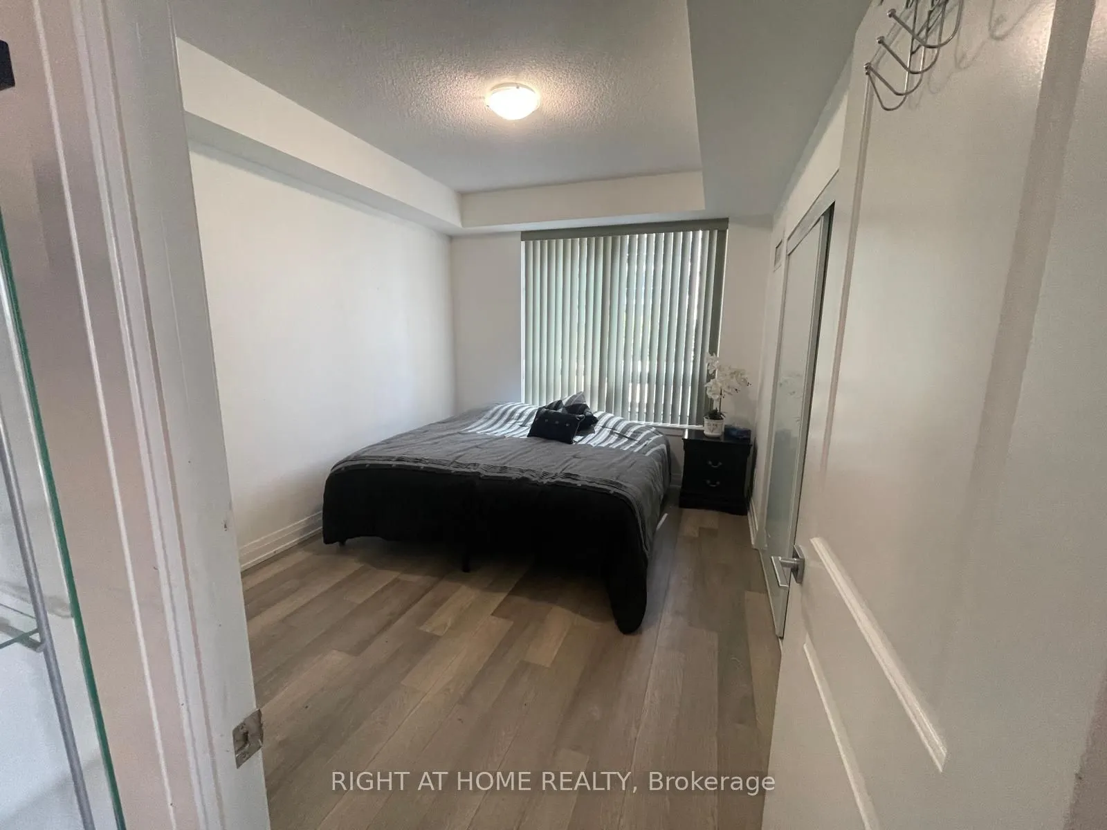 7165 Yonge Street, #533