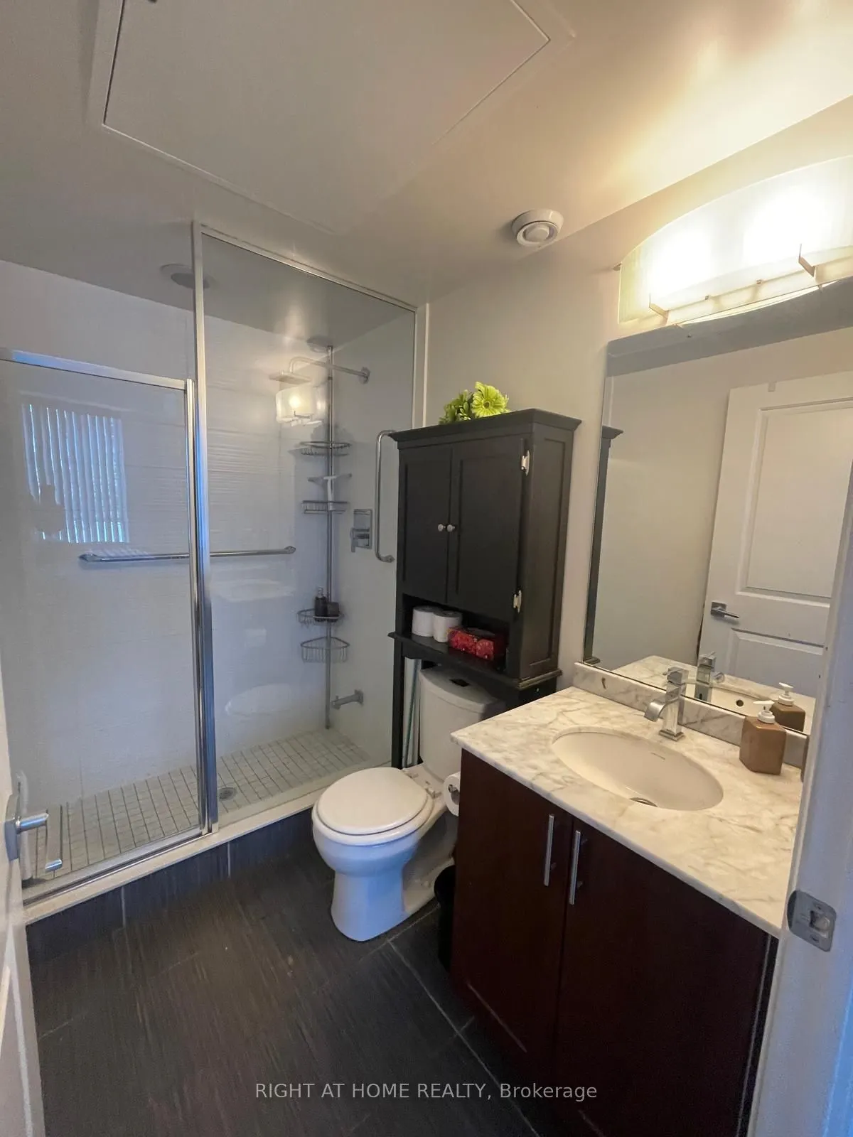 7165 Yonge Street, #533