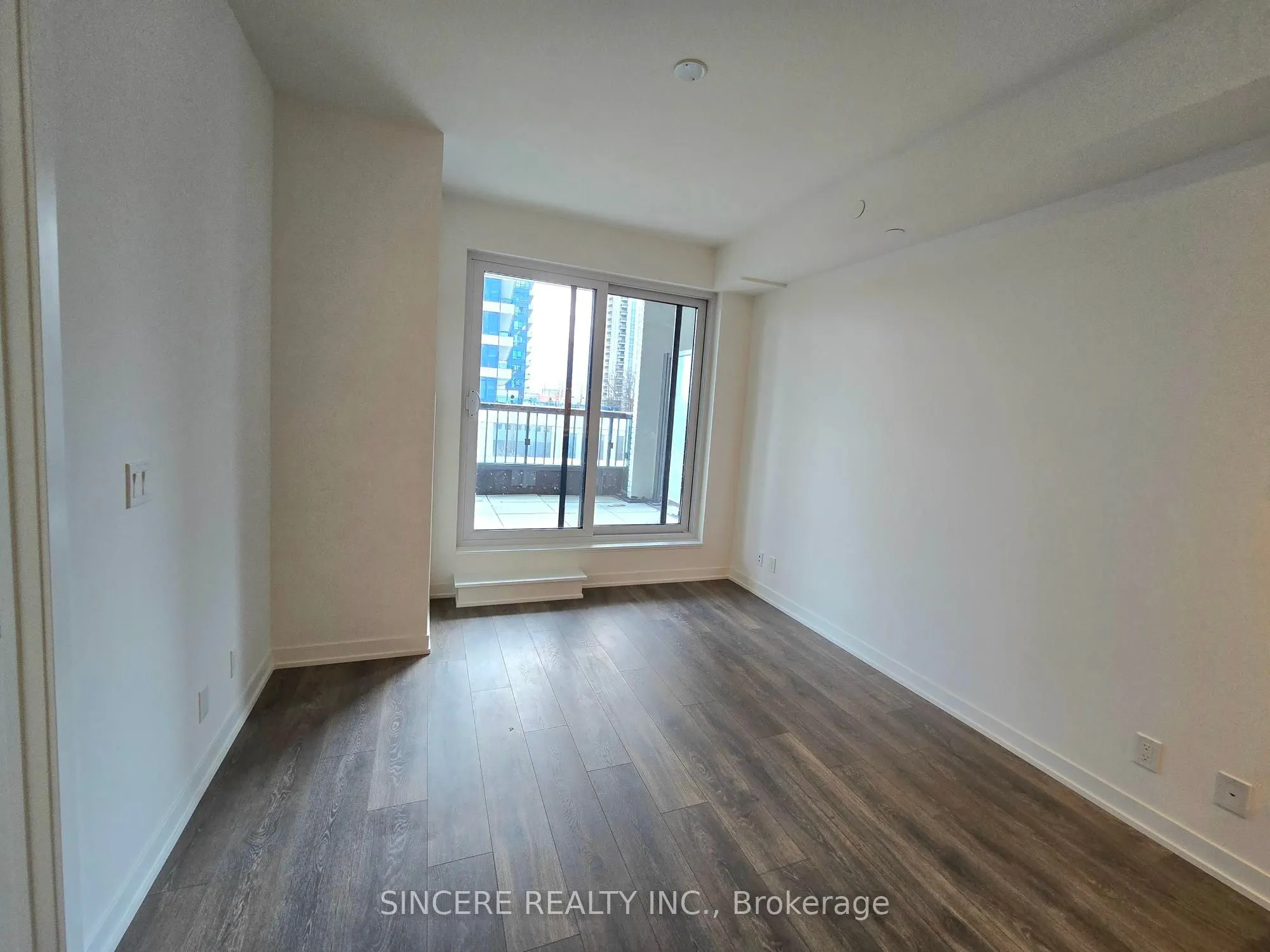 7950 Bathurst Street, #A319