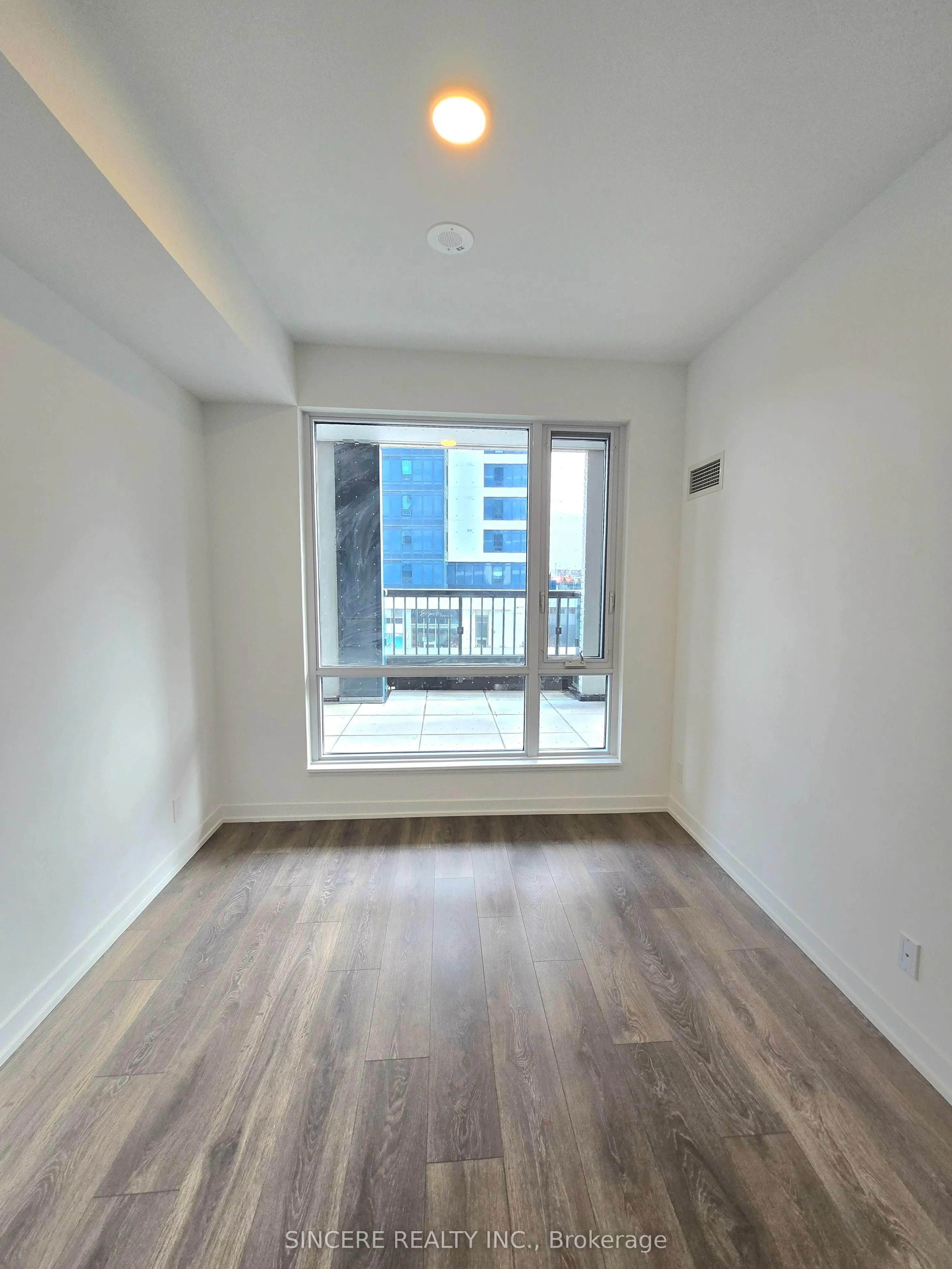 7950 Bathurst Street, #A319