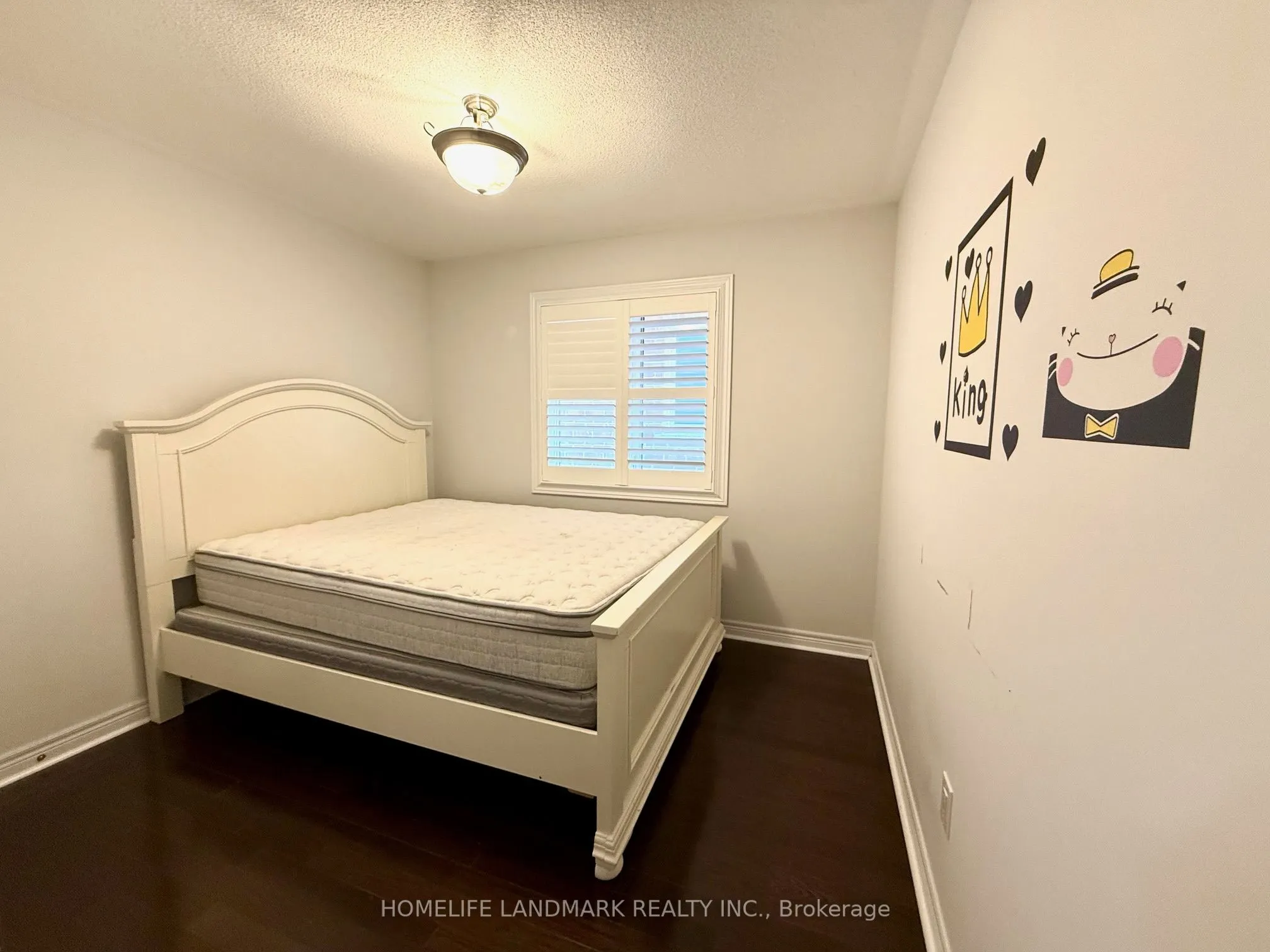 8 Church View Avenue