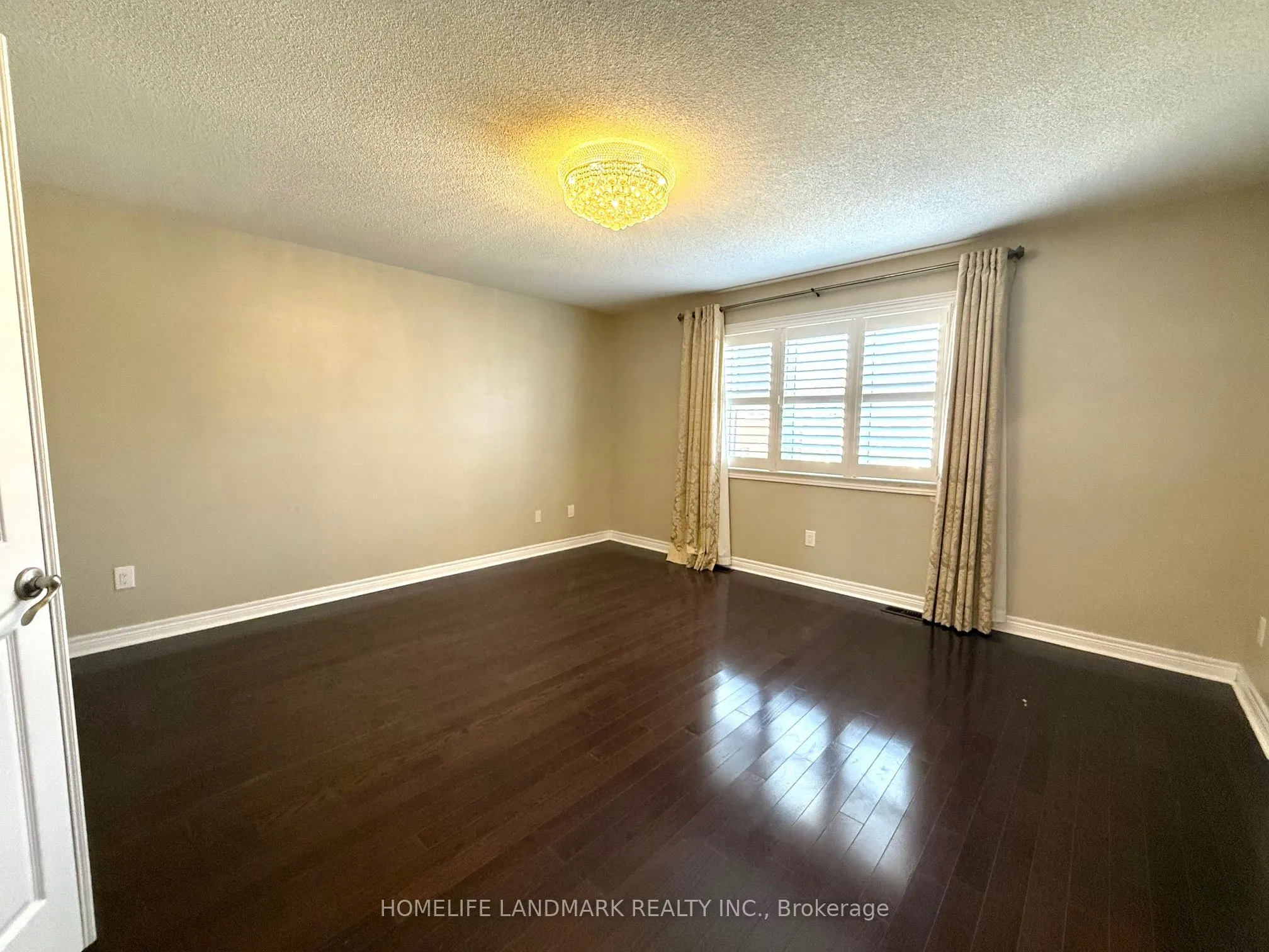 8 Church View Avenue