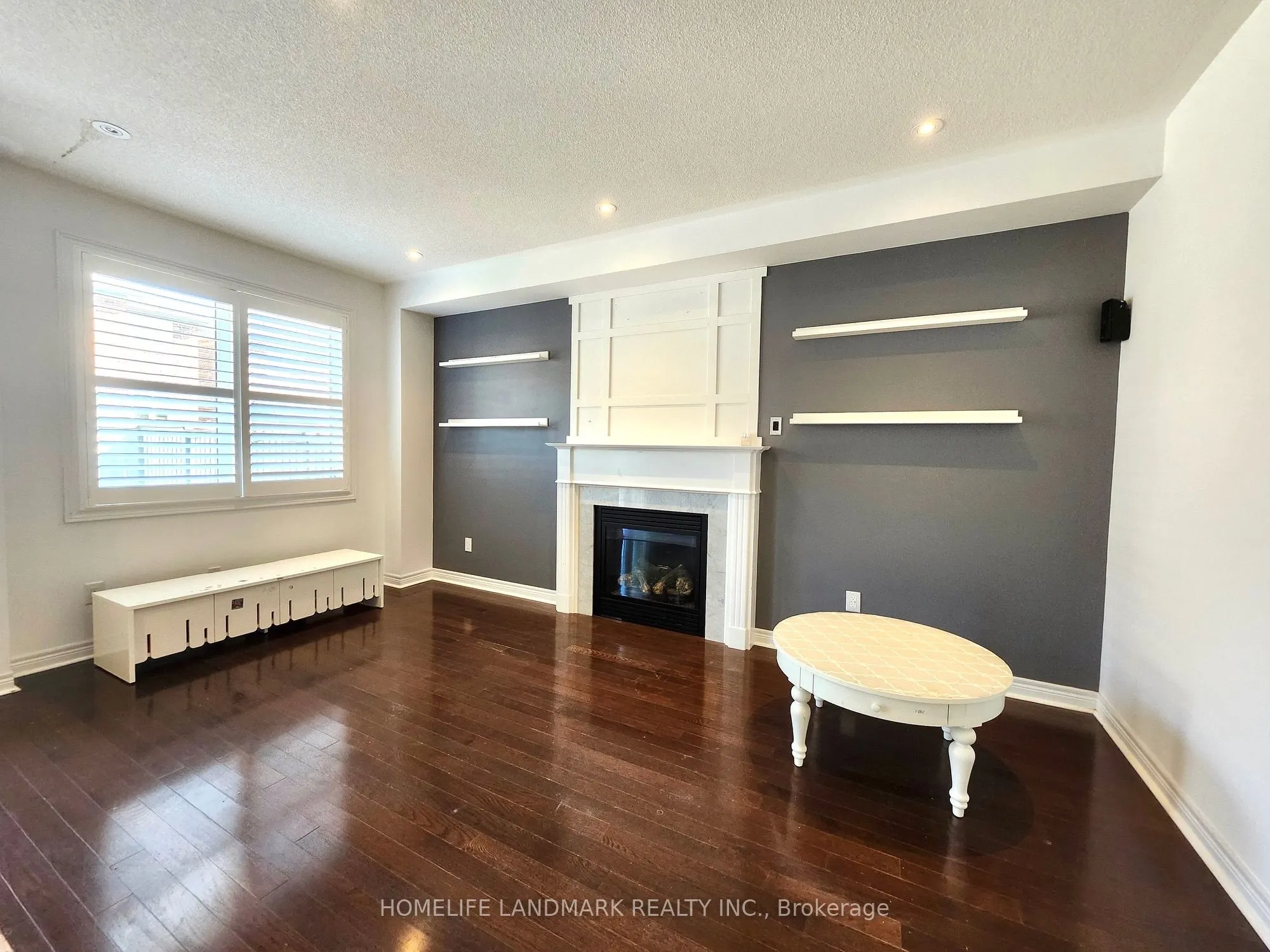 8 Church View Avenue