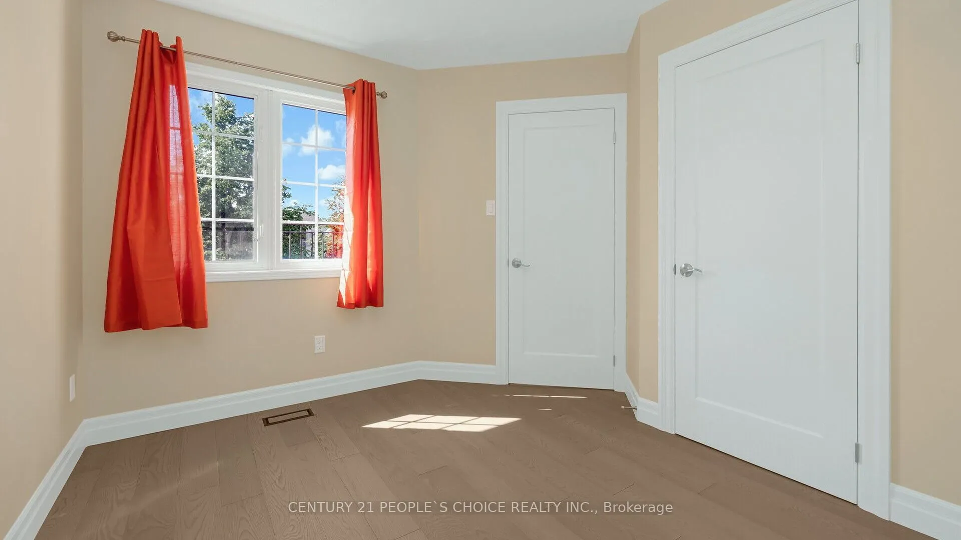 25 Willow Tree Street